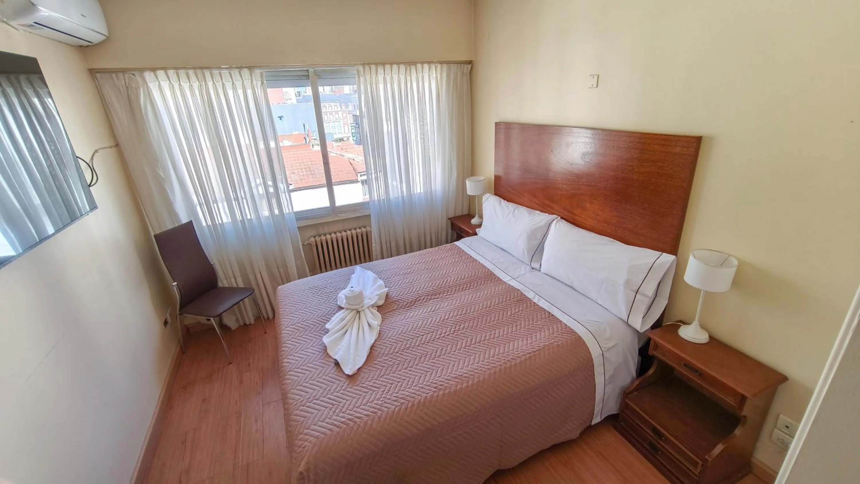 Bed in Argentino Hotel