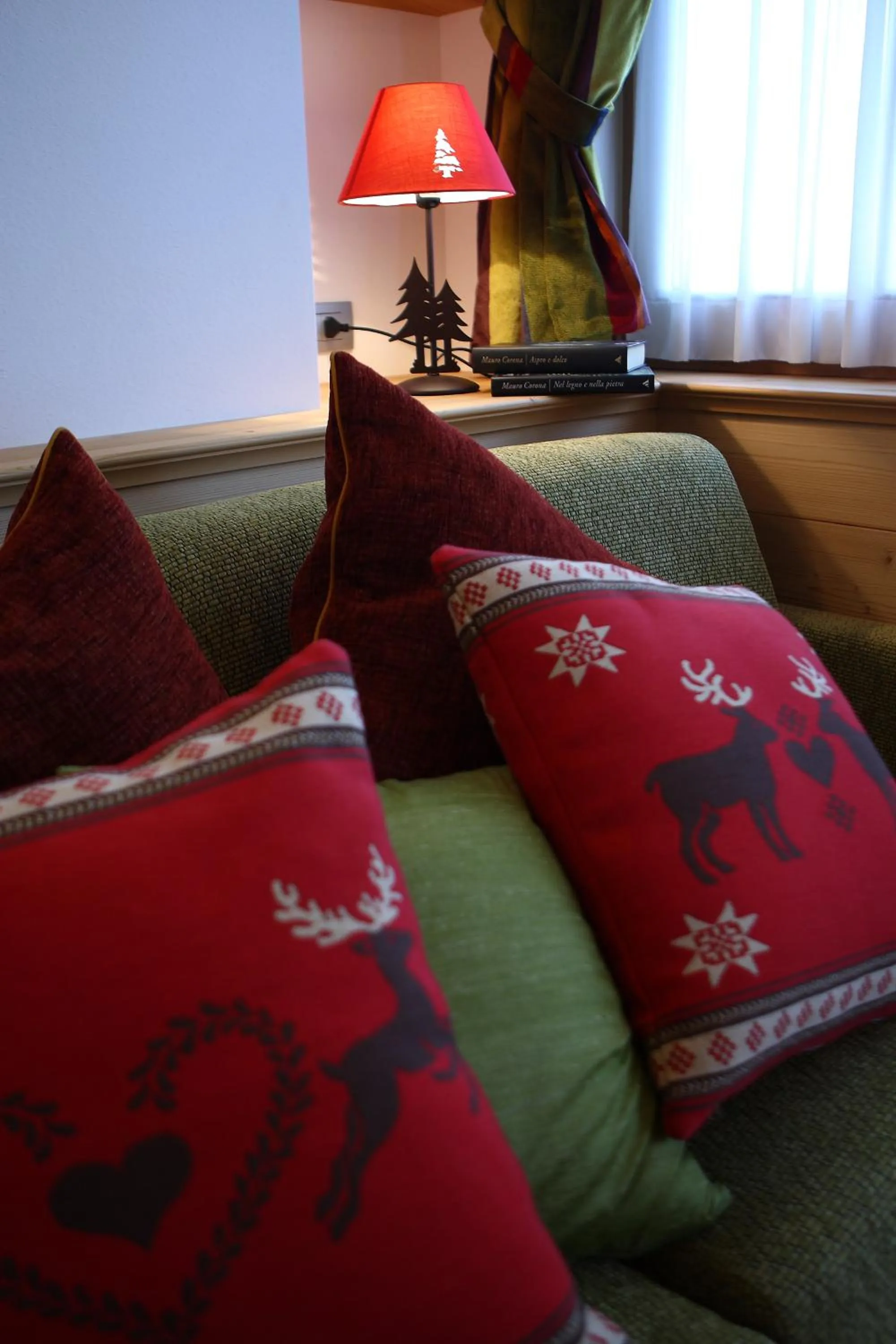 Decorative detail in Apartments Sol E Nef