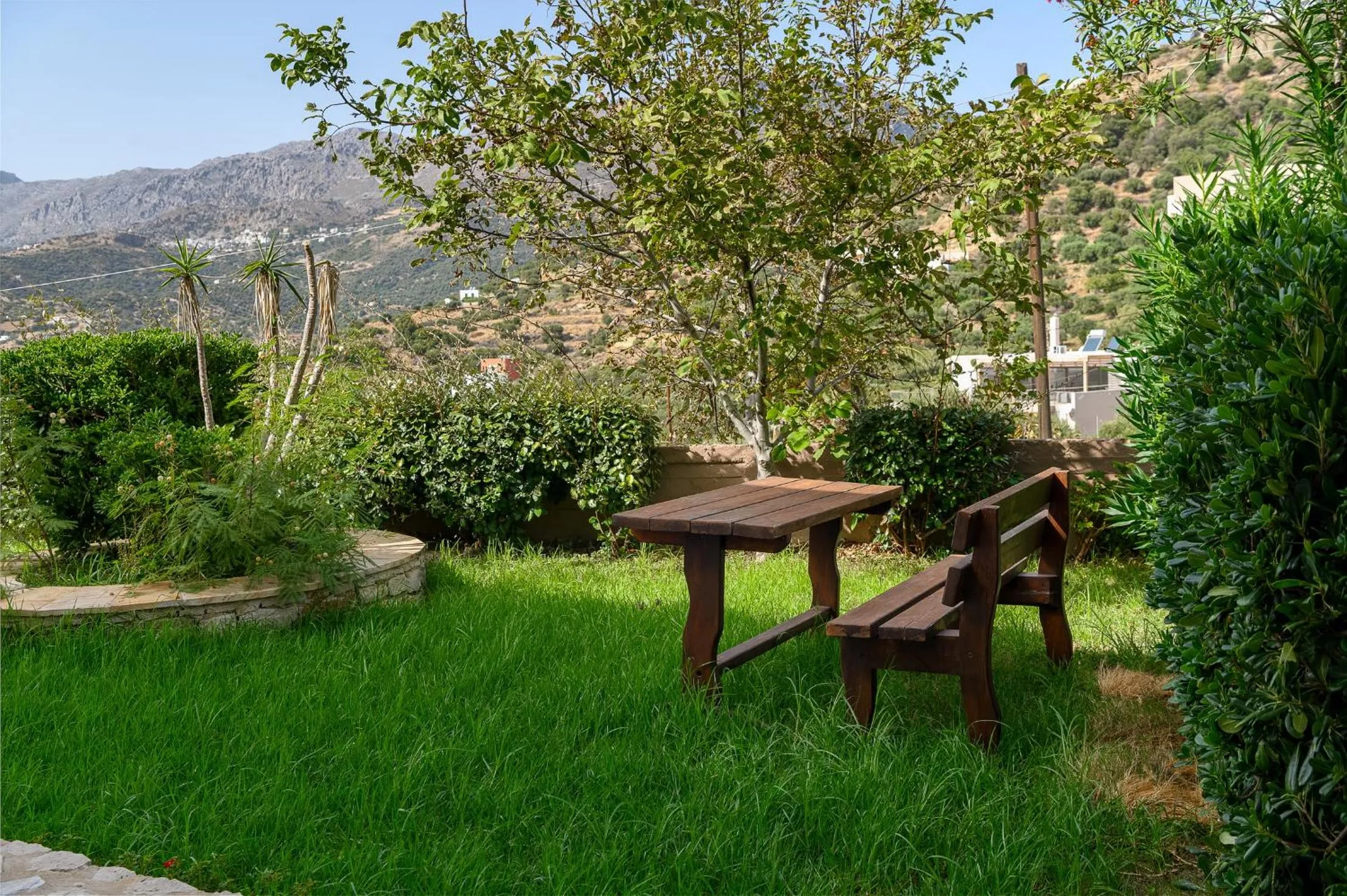 Garden in Anthos Apartments
