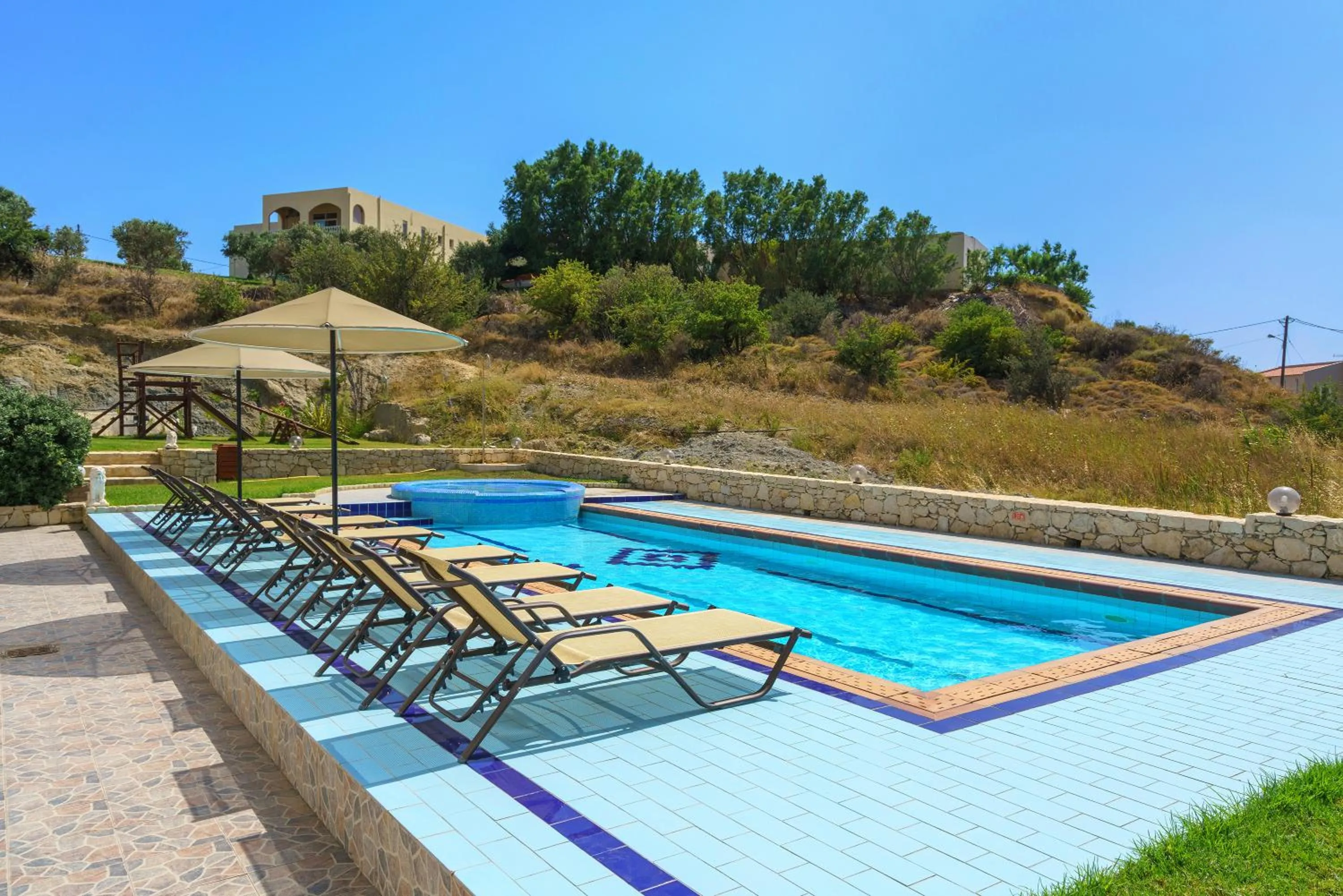 Swimming pool in Anthos Apartments