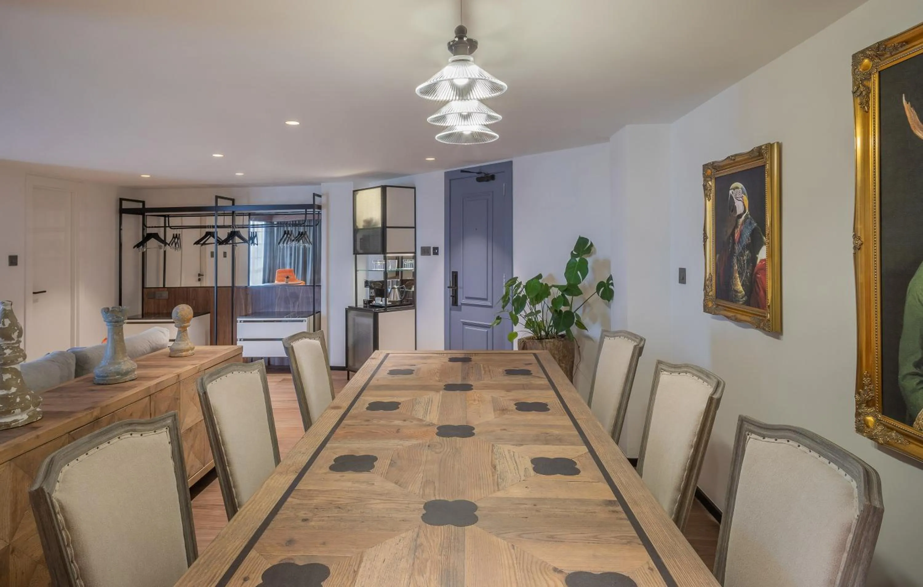 Living room in Melia White House Hotel