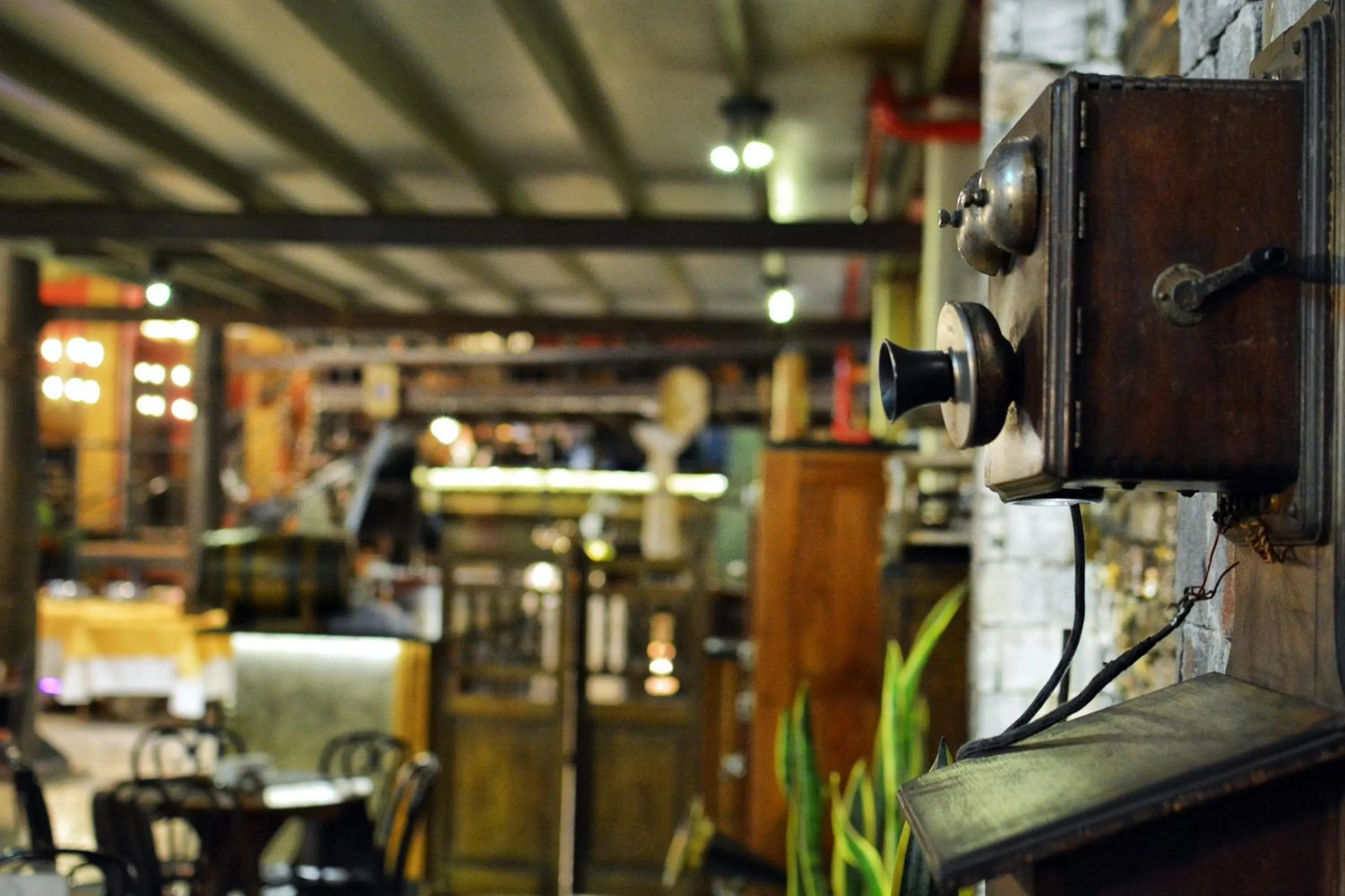 Lounge or bar in La Fresque Hotel