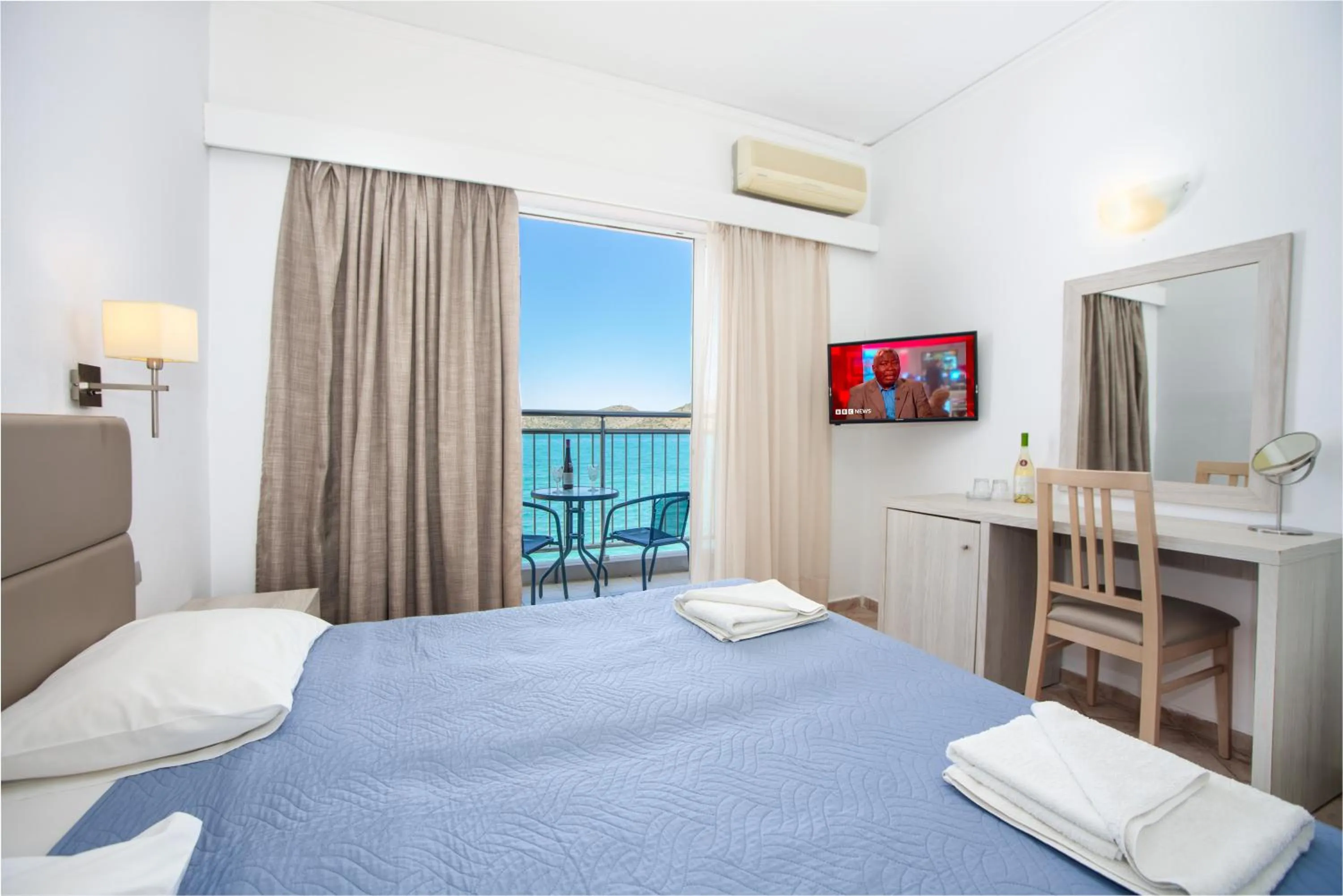 Bed in Aristea Hotel