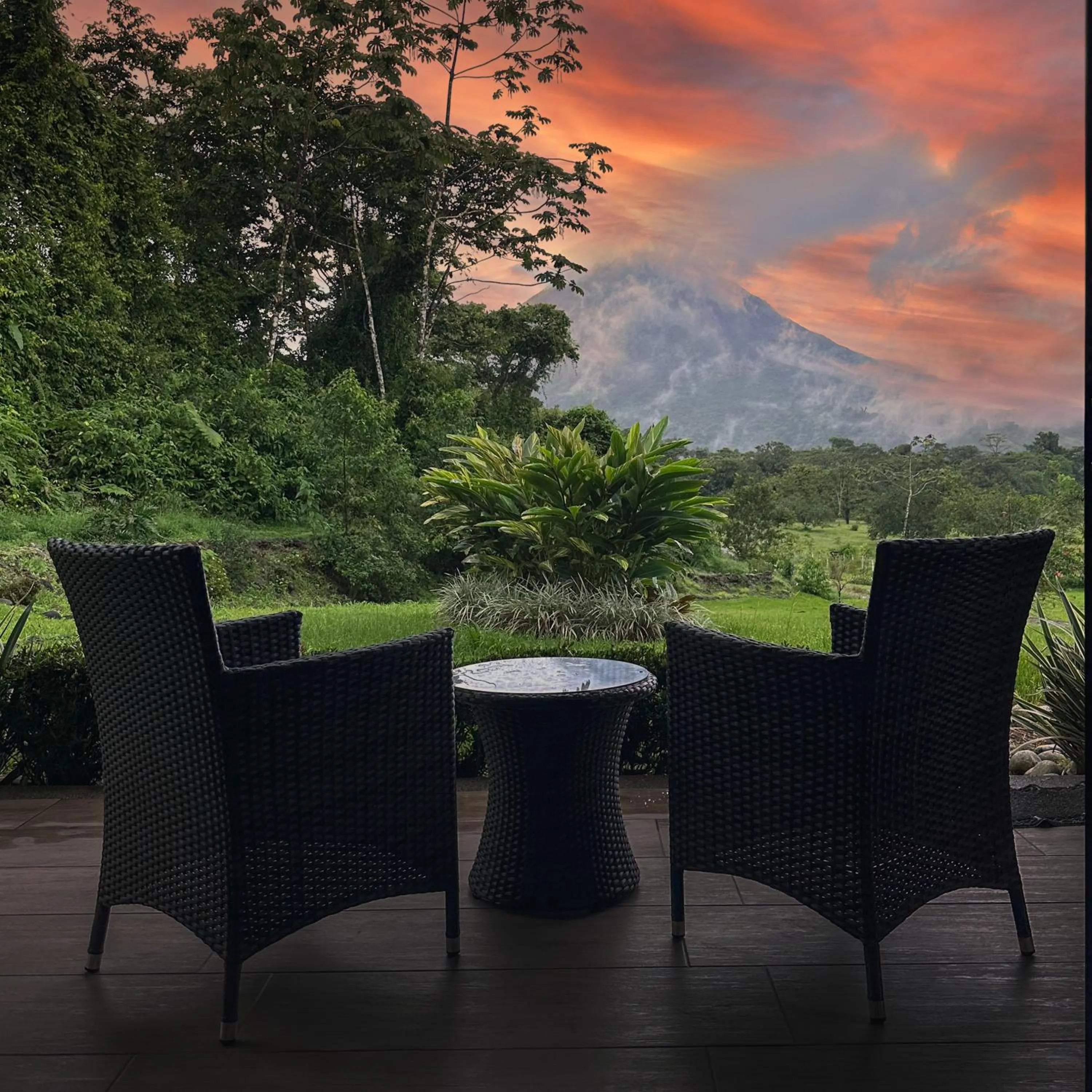 Property building in Arenal Roca Suites