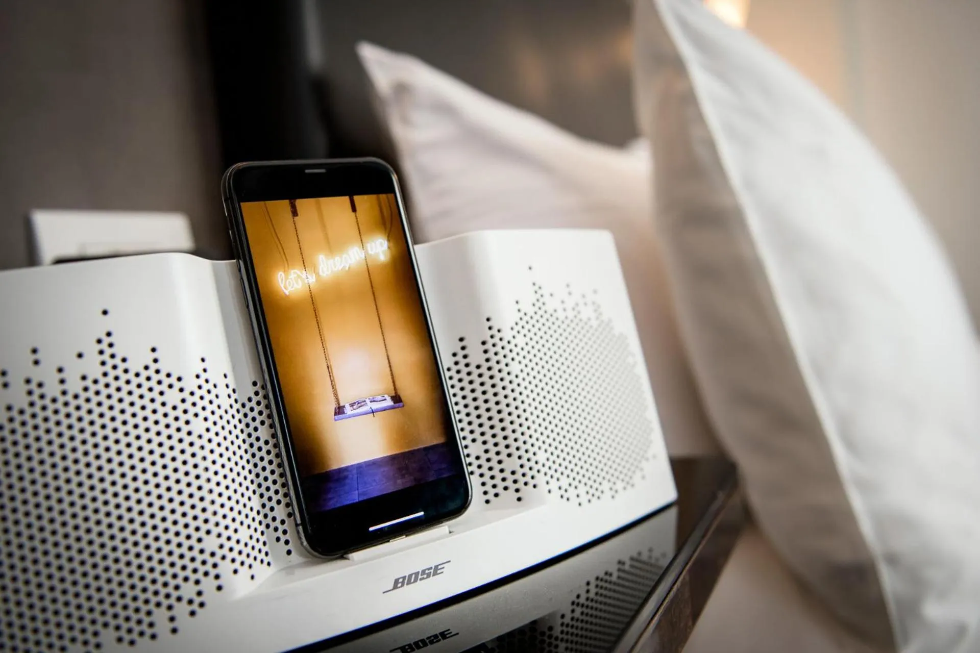 TV and multimedia, Bed in Up Hotel