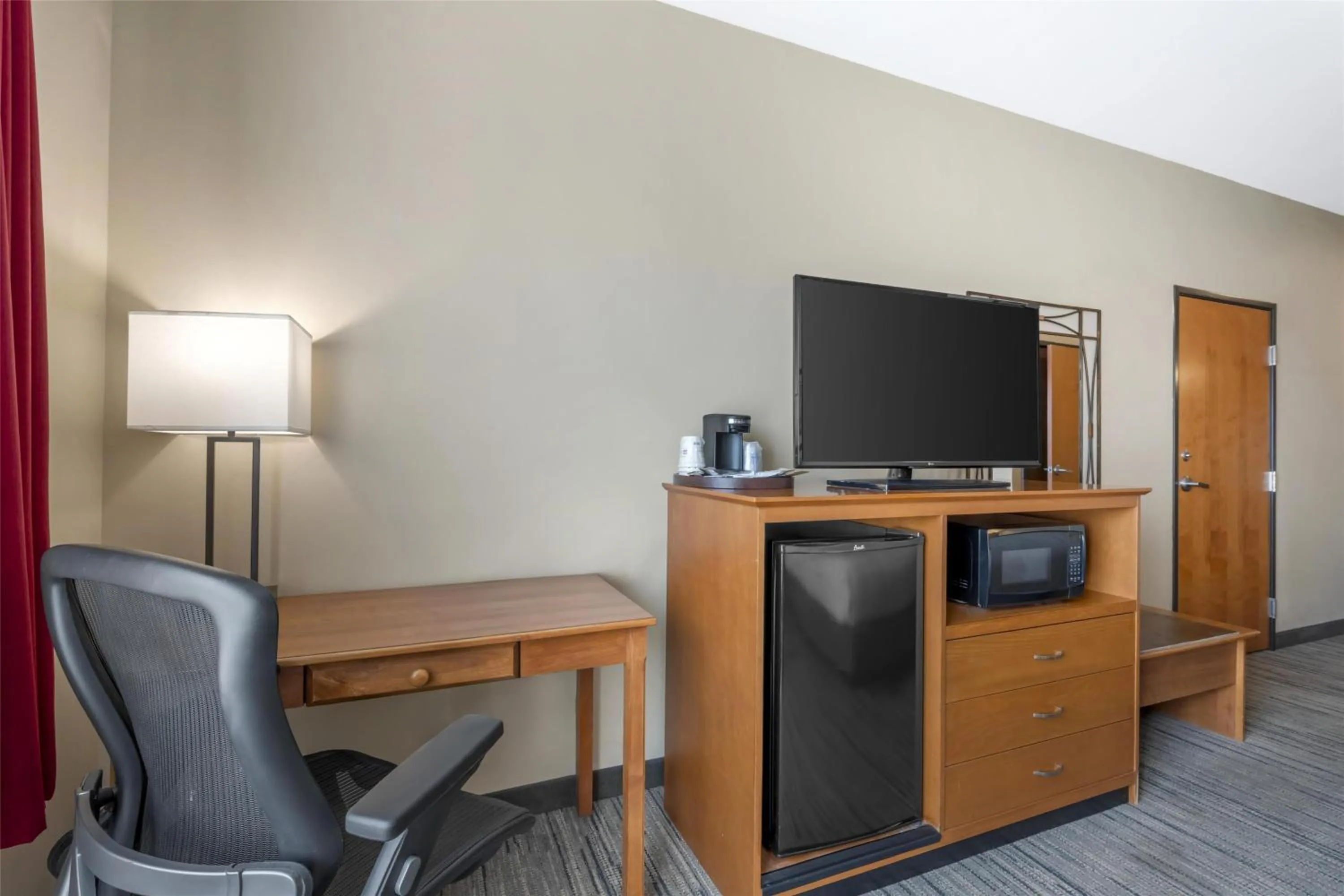 Bedroom in Best Western Bronco Inn