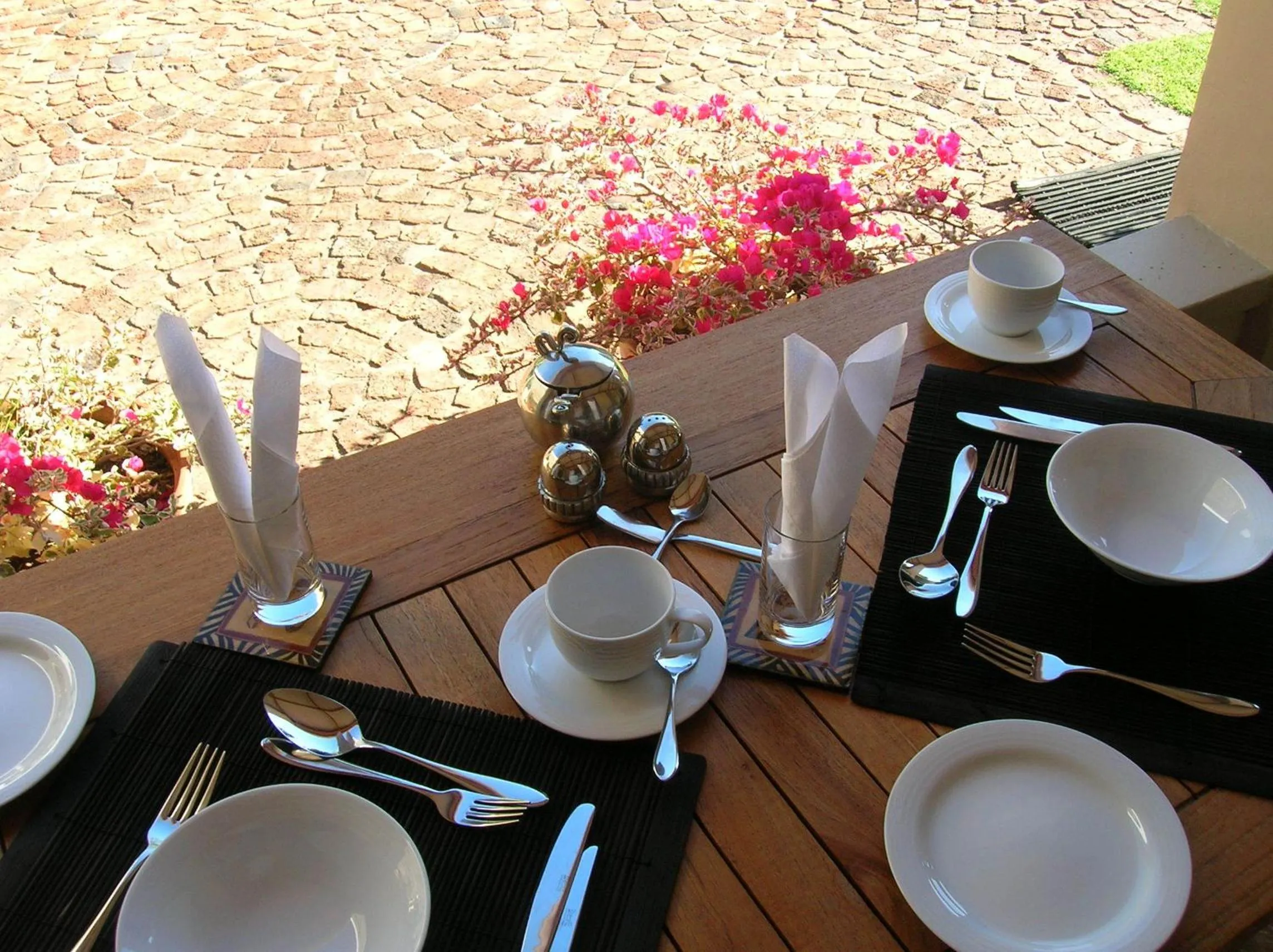 Food and drinks in The Old Trading Post