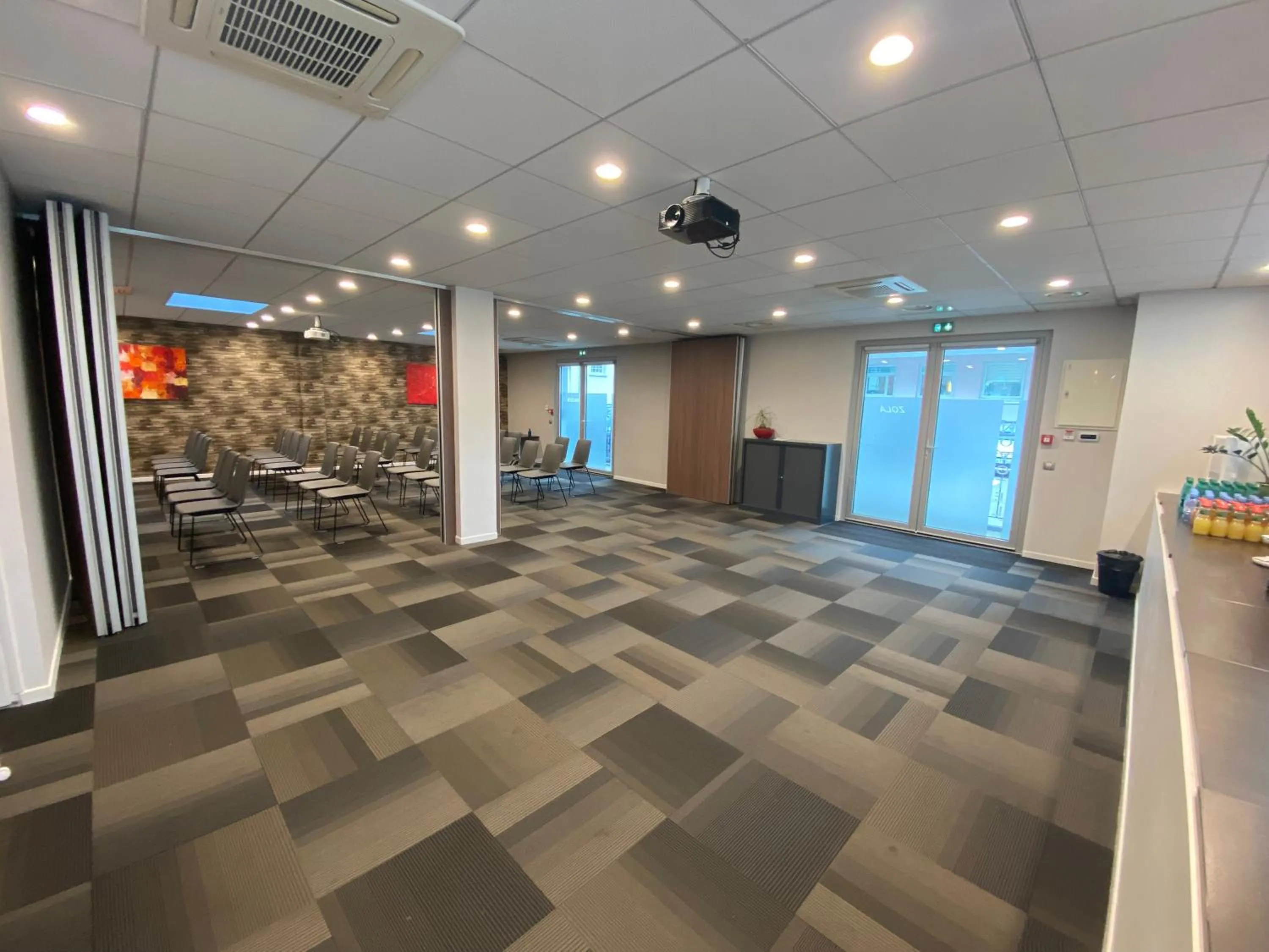 Meeting/conference room in Novotel SPA Rennes Centre Gare