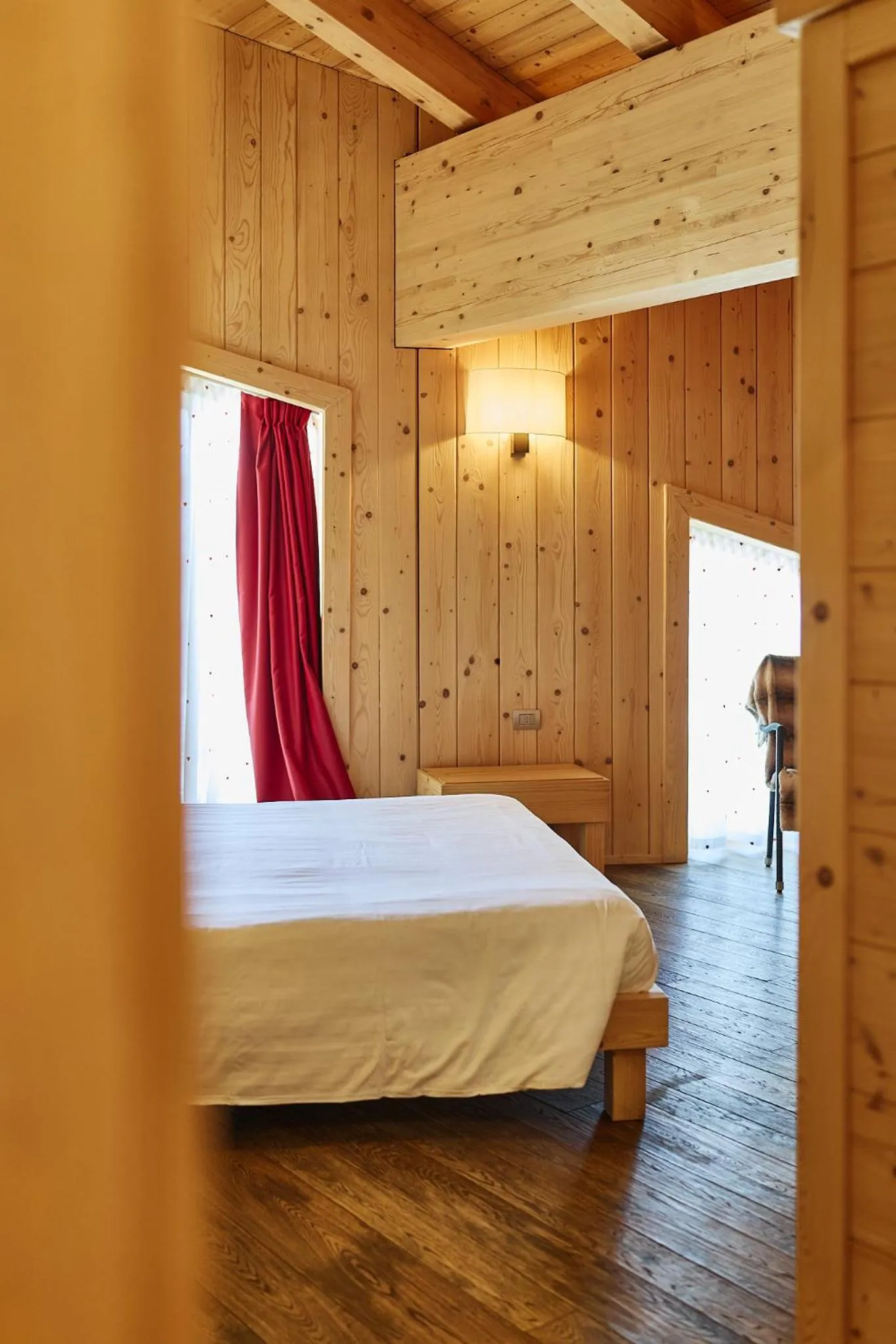Bedroom, Bed in Chalet Morel 1586 Hotel & Spa