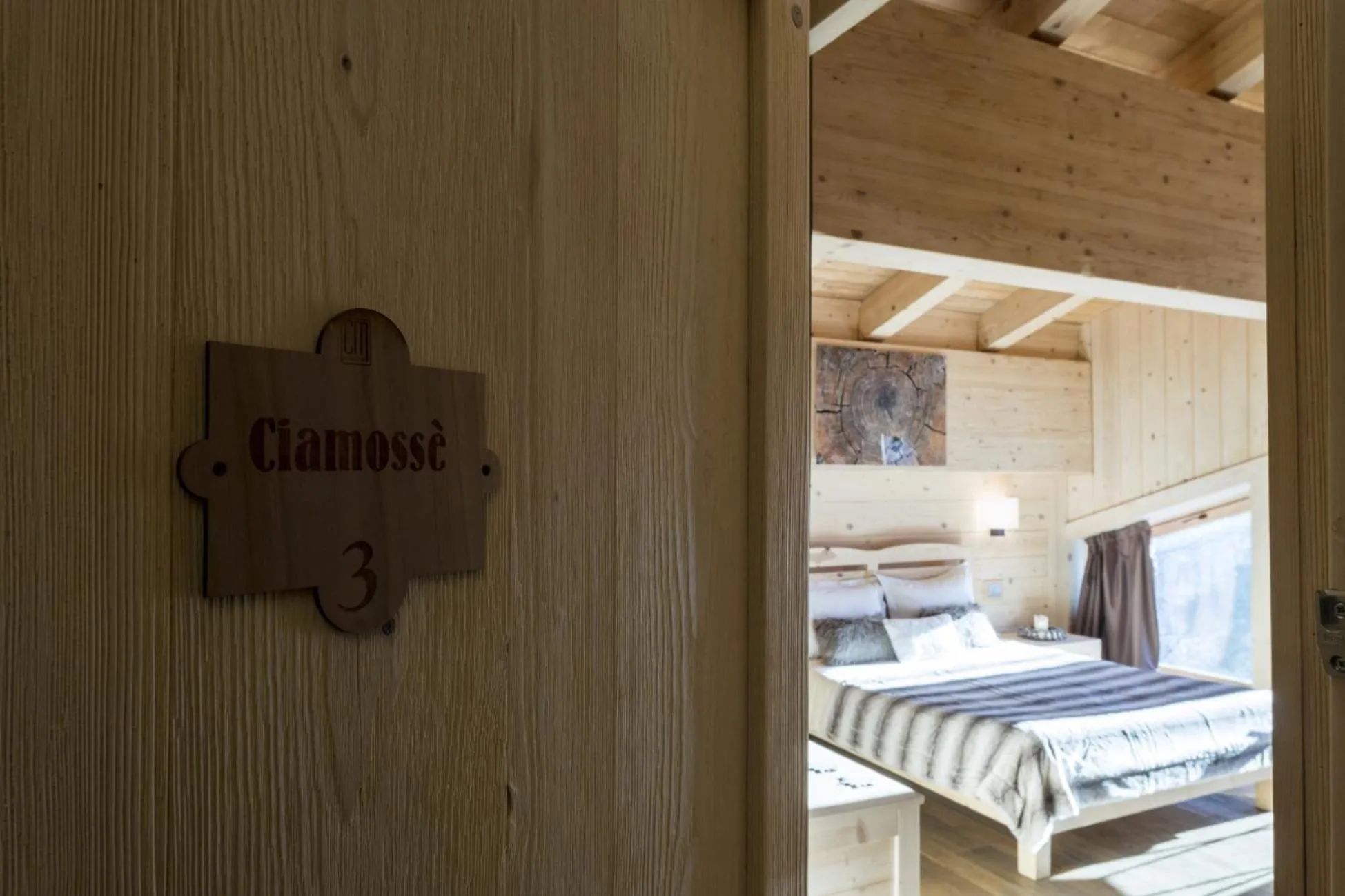 Text overlay in Chalet Morel 1586 Hotel & Spa
