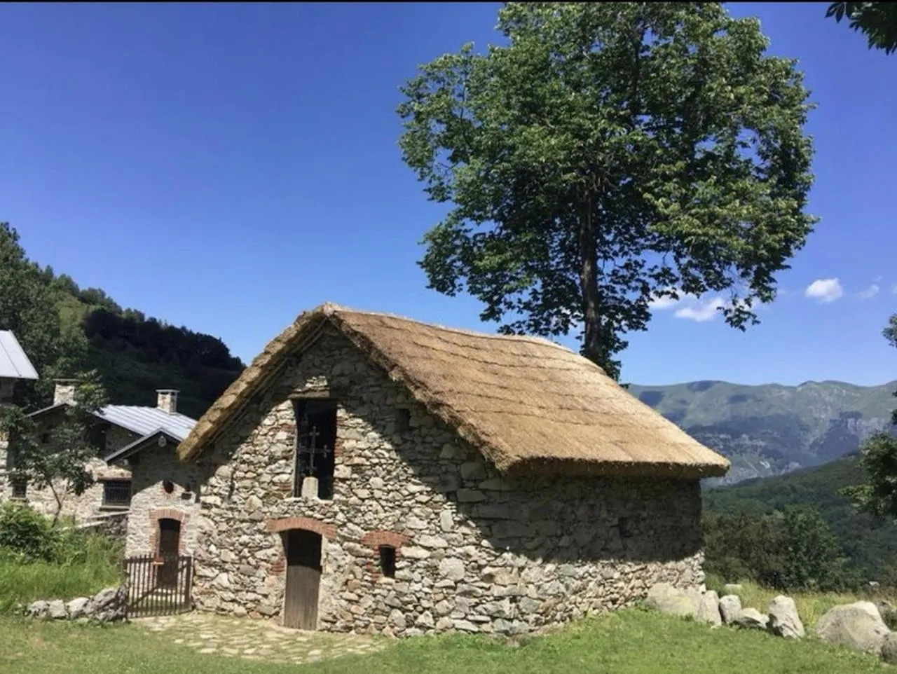 Hiking in Chalet Morel 1586 Hotel & Spa