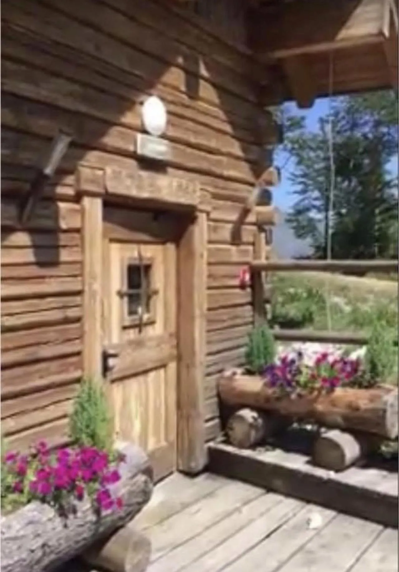 Facade/entrance in Chalet Morel 1586 Hotel & Spa