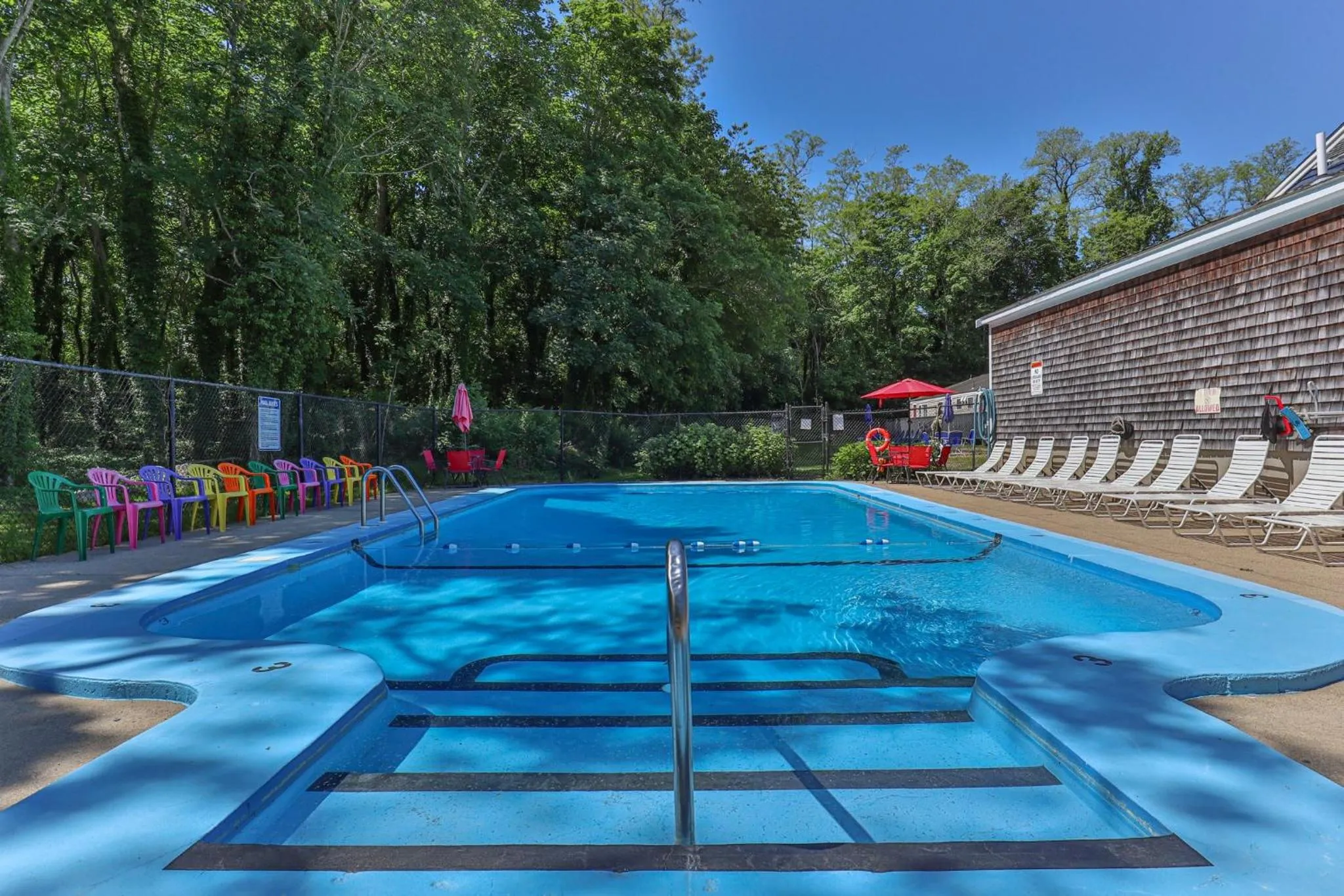 Day in Olde Tavern Motel and Inn - Cape Cod