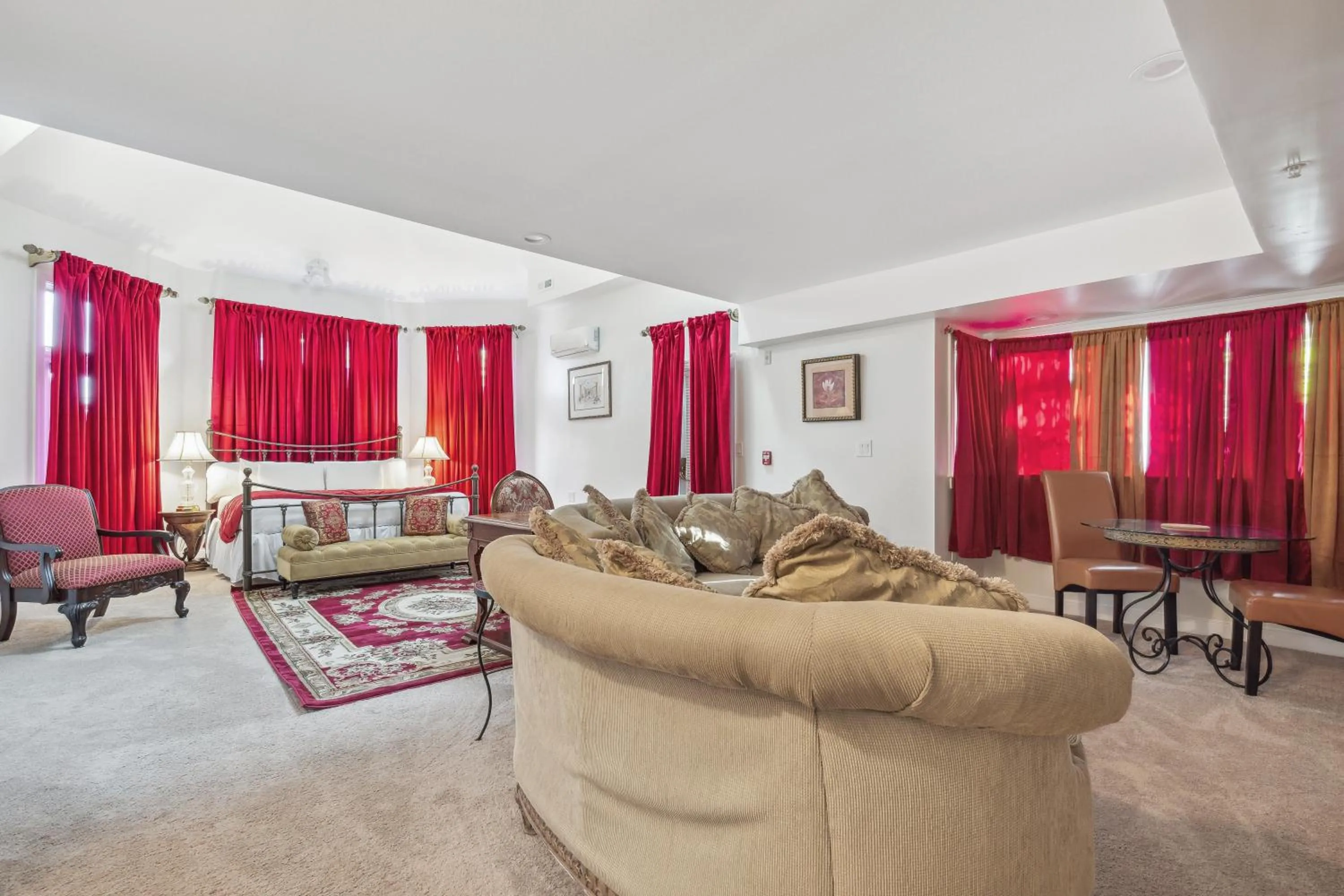 The Columbia Inn at Peralynna