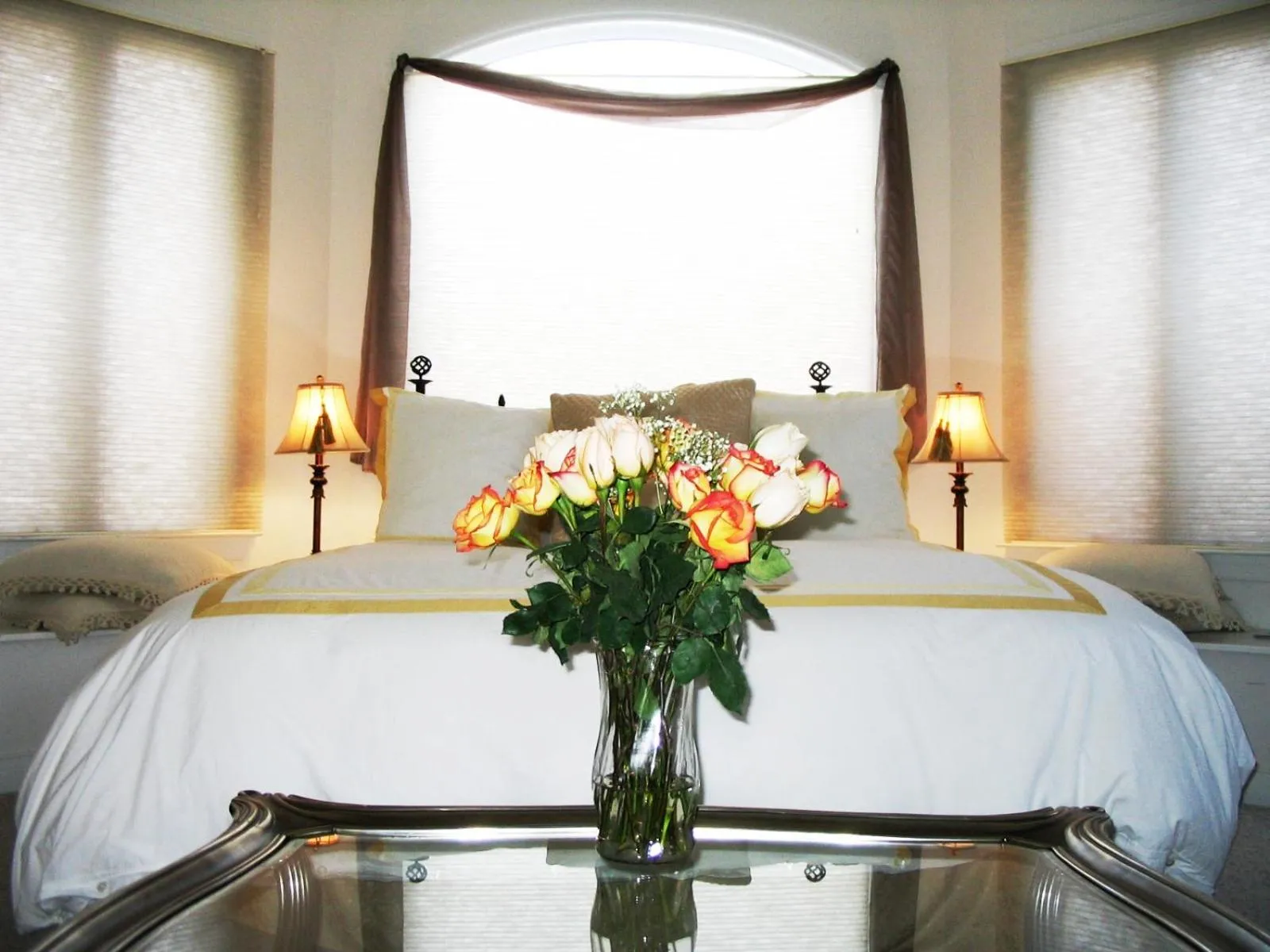 Bed in The Columbia Inn at Peralynna