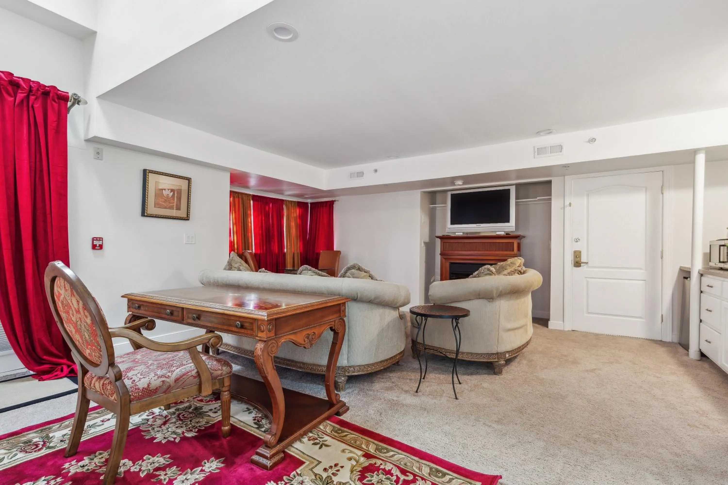 The Columbia Inn at Peralynna