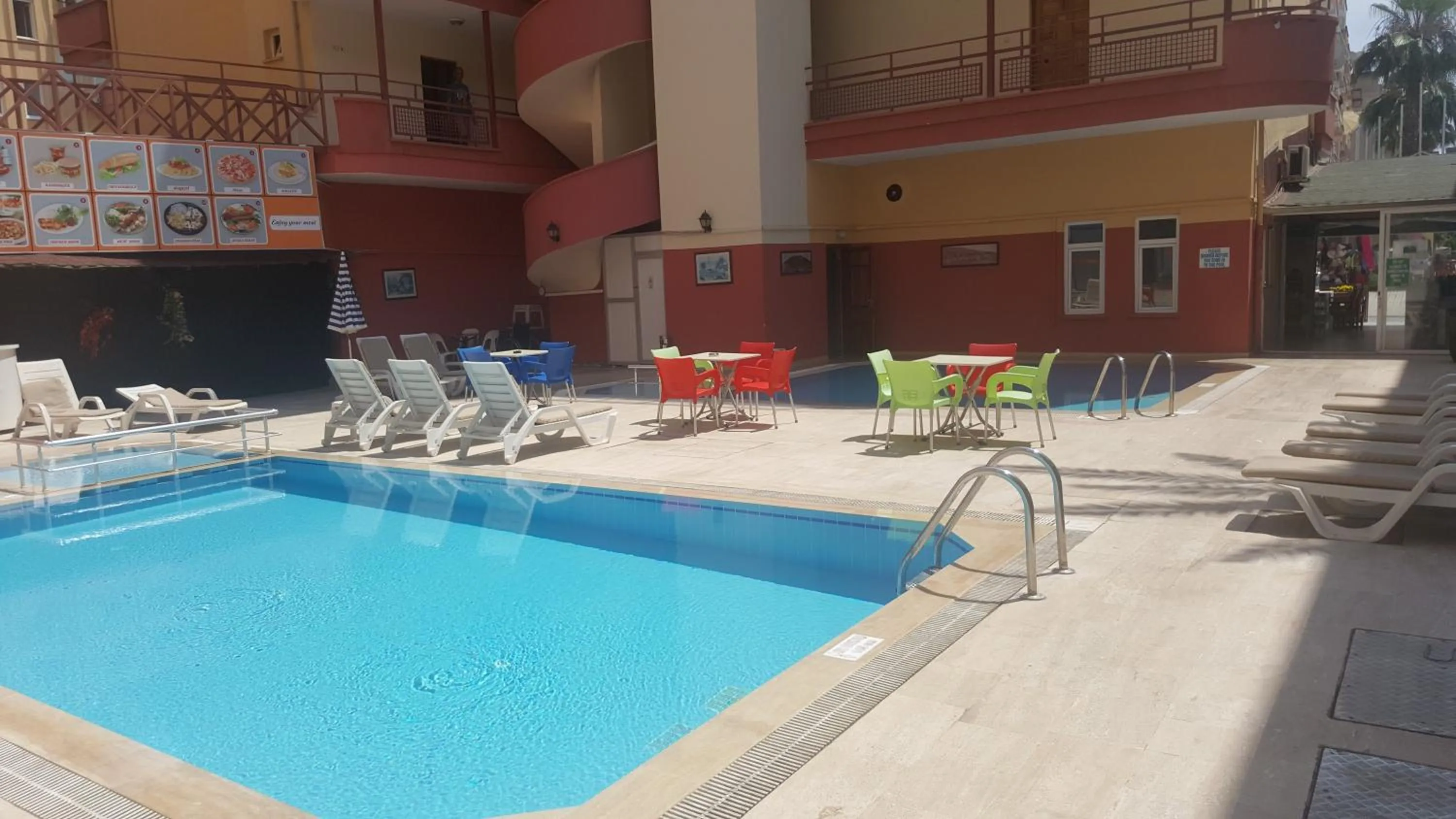 Entertainment in Damlatas Elegant Apart Hotel