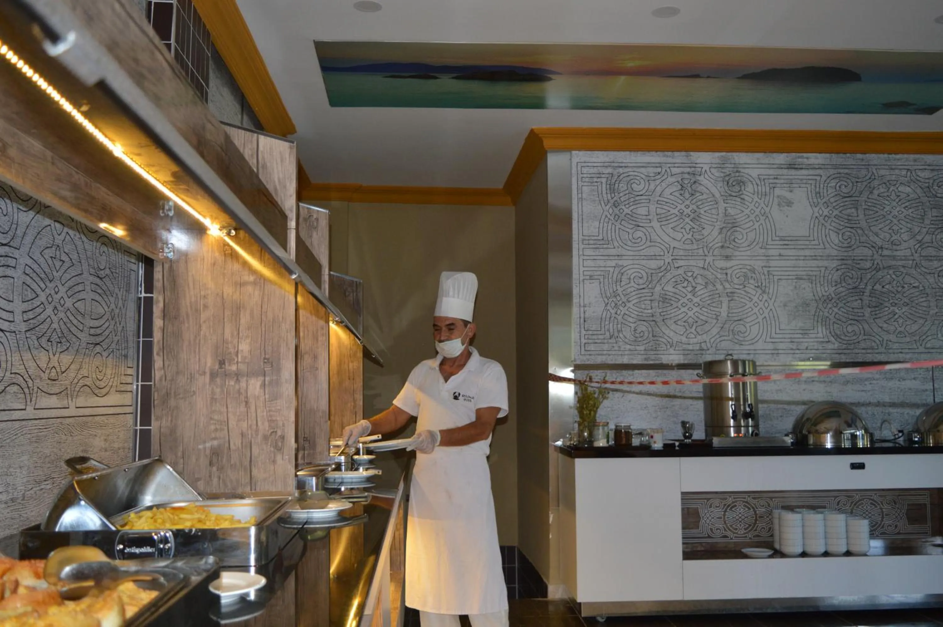 Restaurant/places to eat in Selinus Beach Club Hotel