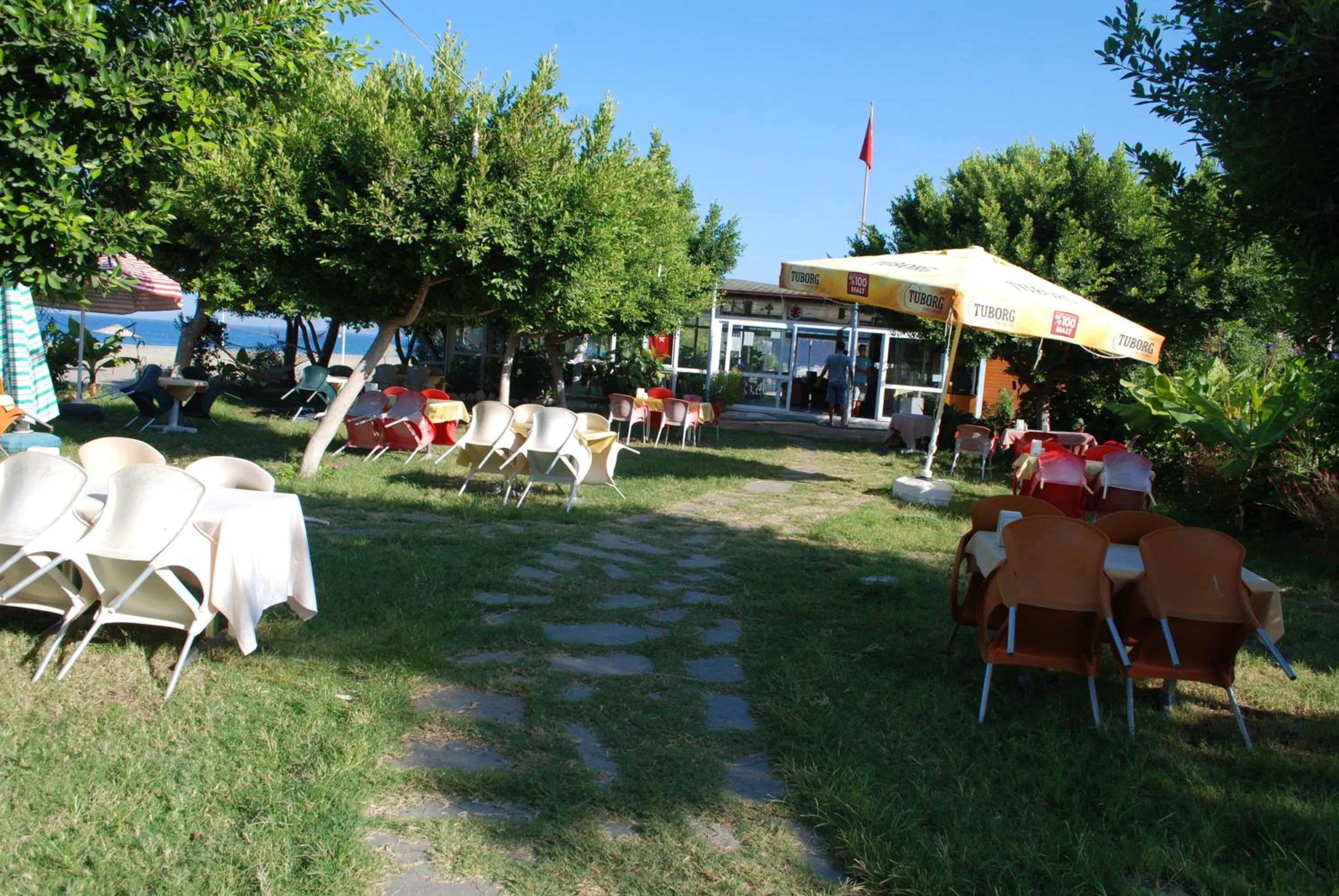 Restaurant/places to eat in Selinus Beach Club Hotel