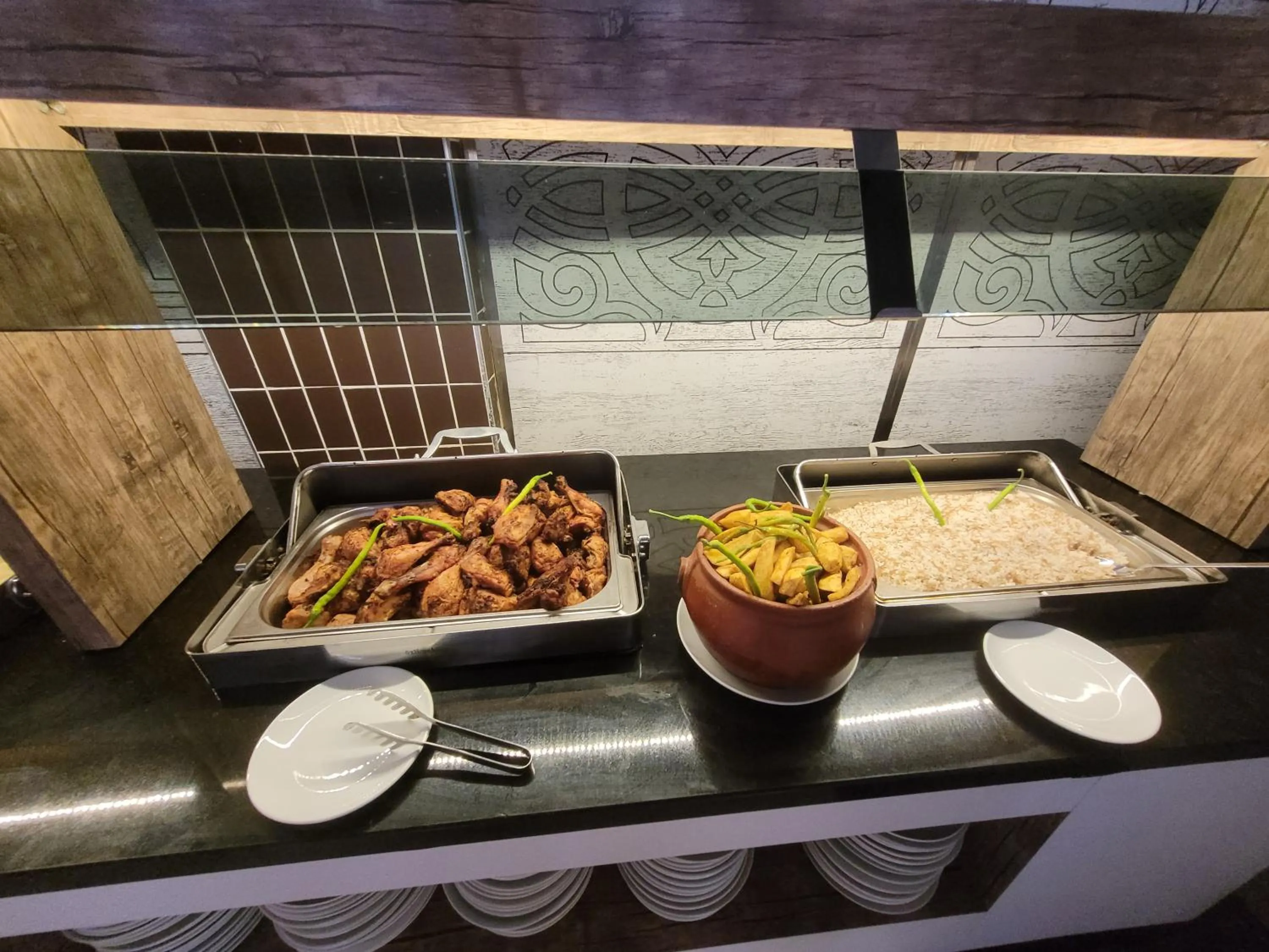 Restaurant/places to eat in Selinus Beach Club Hotel