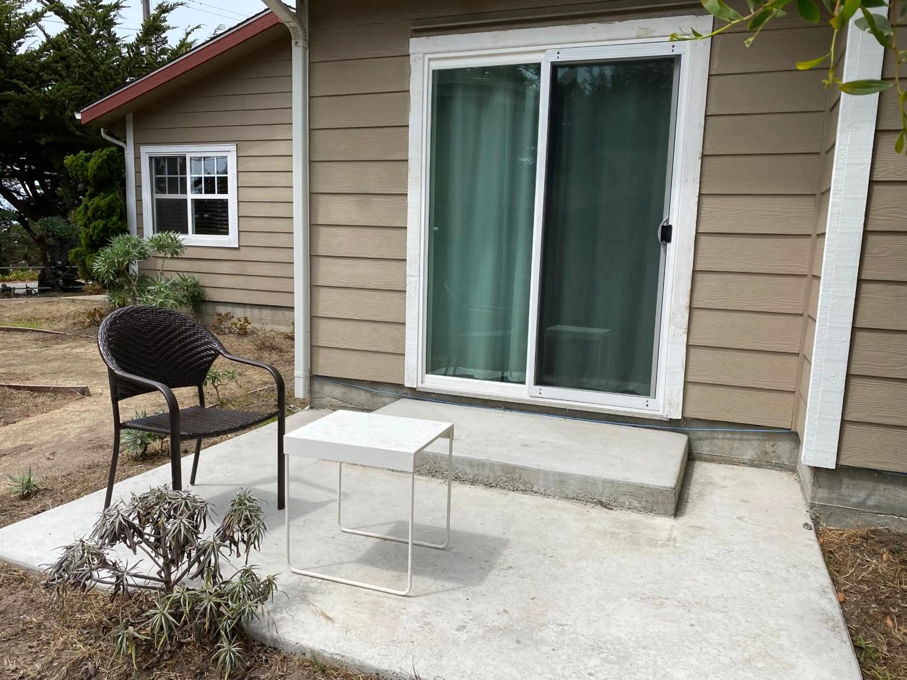 Patio in Bide-A-Wee Inn and Cottages