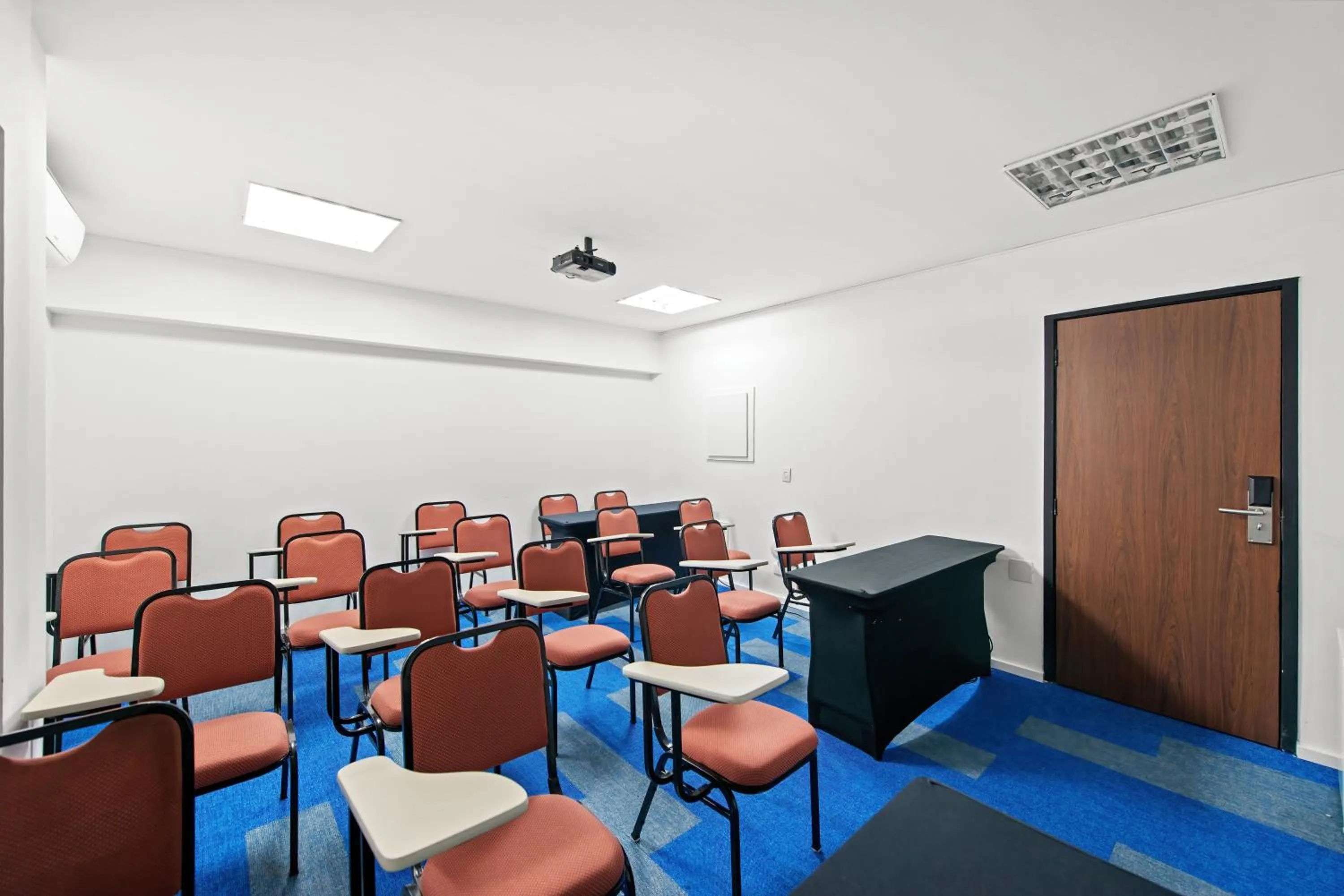 Meeting/conference room in Capcana Hotel Jardins