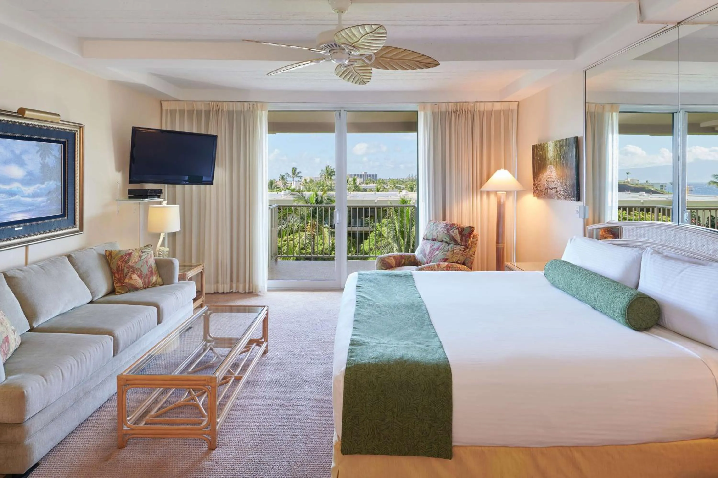 Bed in Aston at The Whaler on Kaanapali Beach