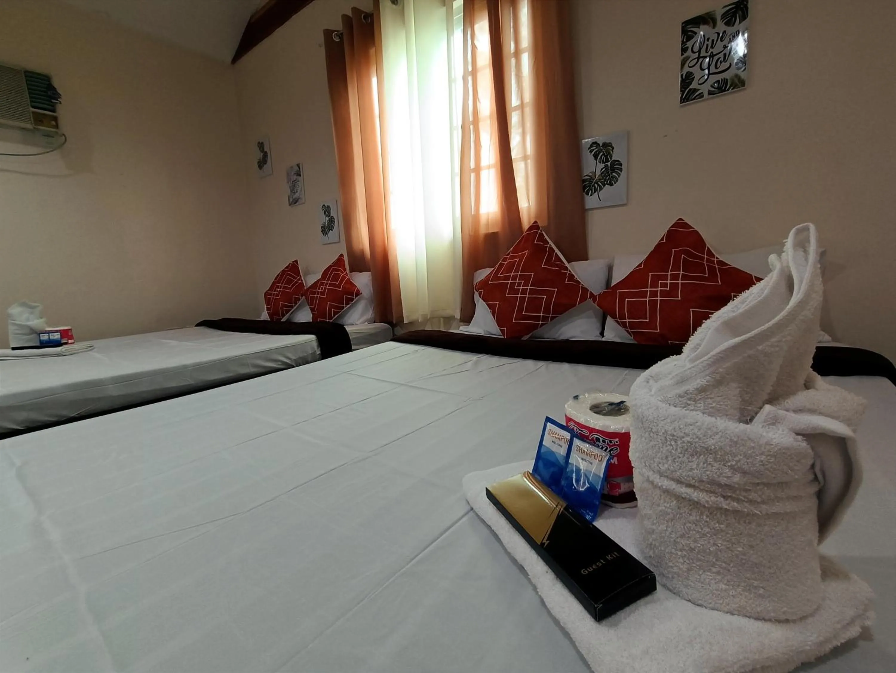 Bed in La Gracia Apartelle