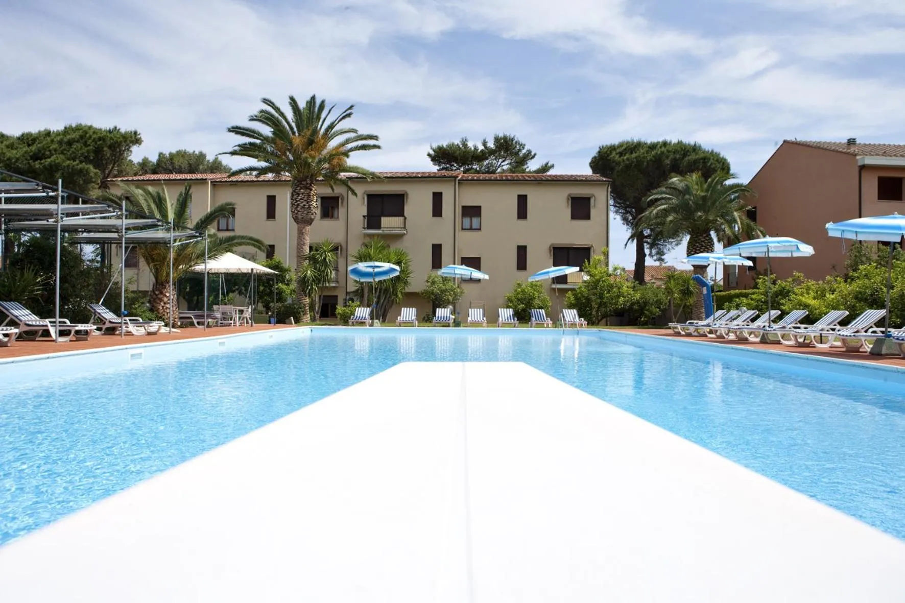 Swimming pool in Hotel Marinella