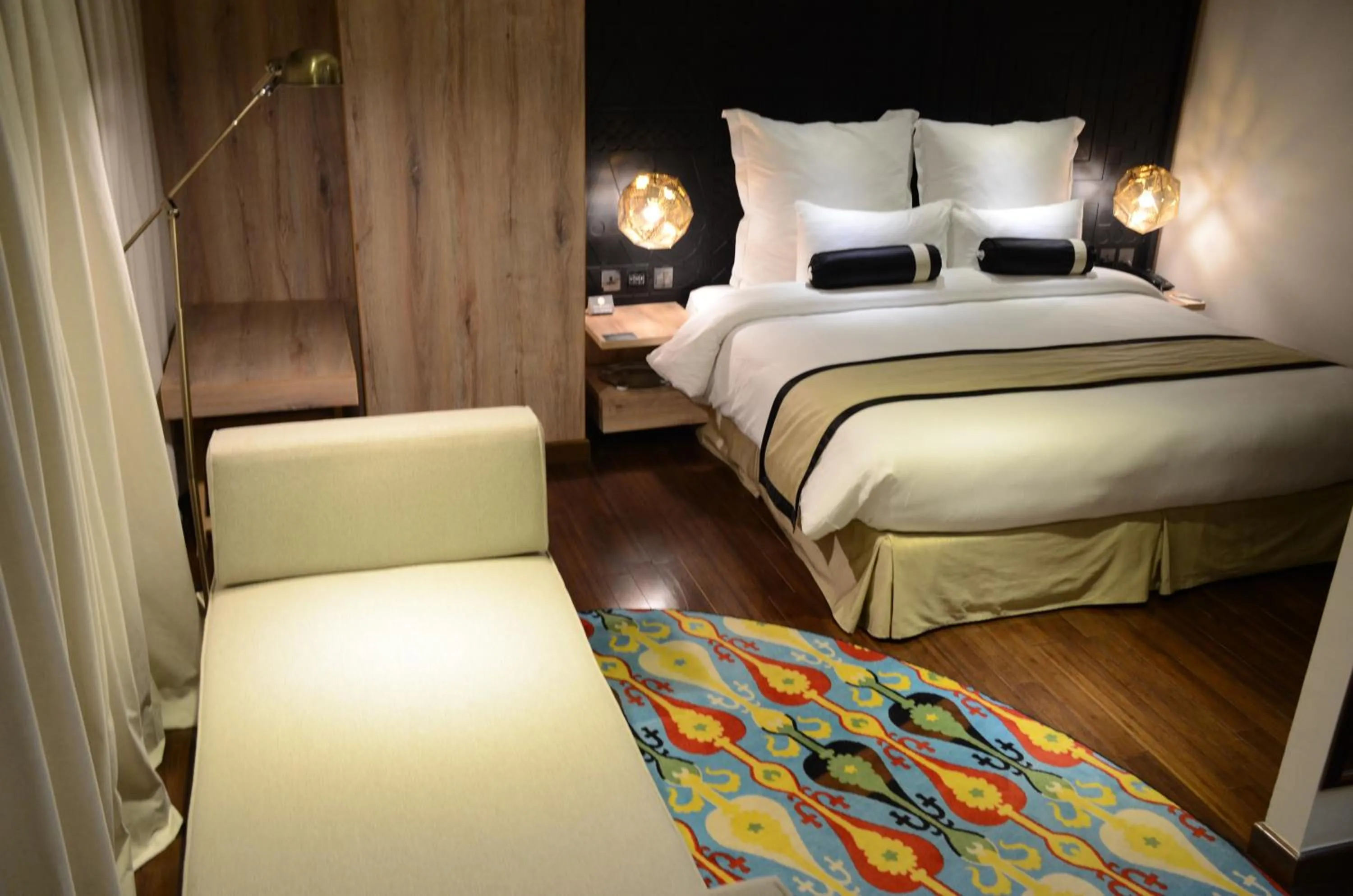 Living room, Bed in HOTEL dGATES