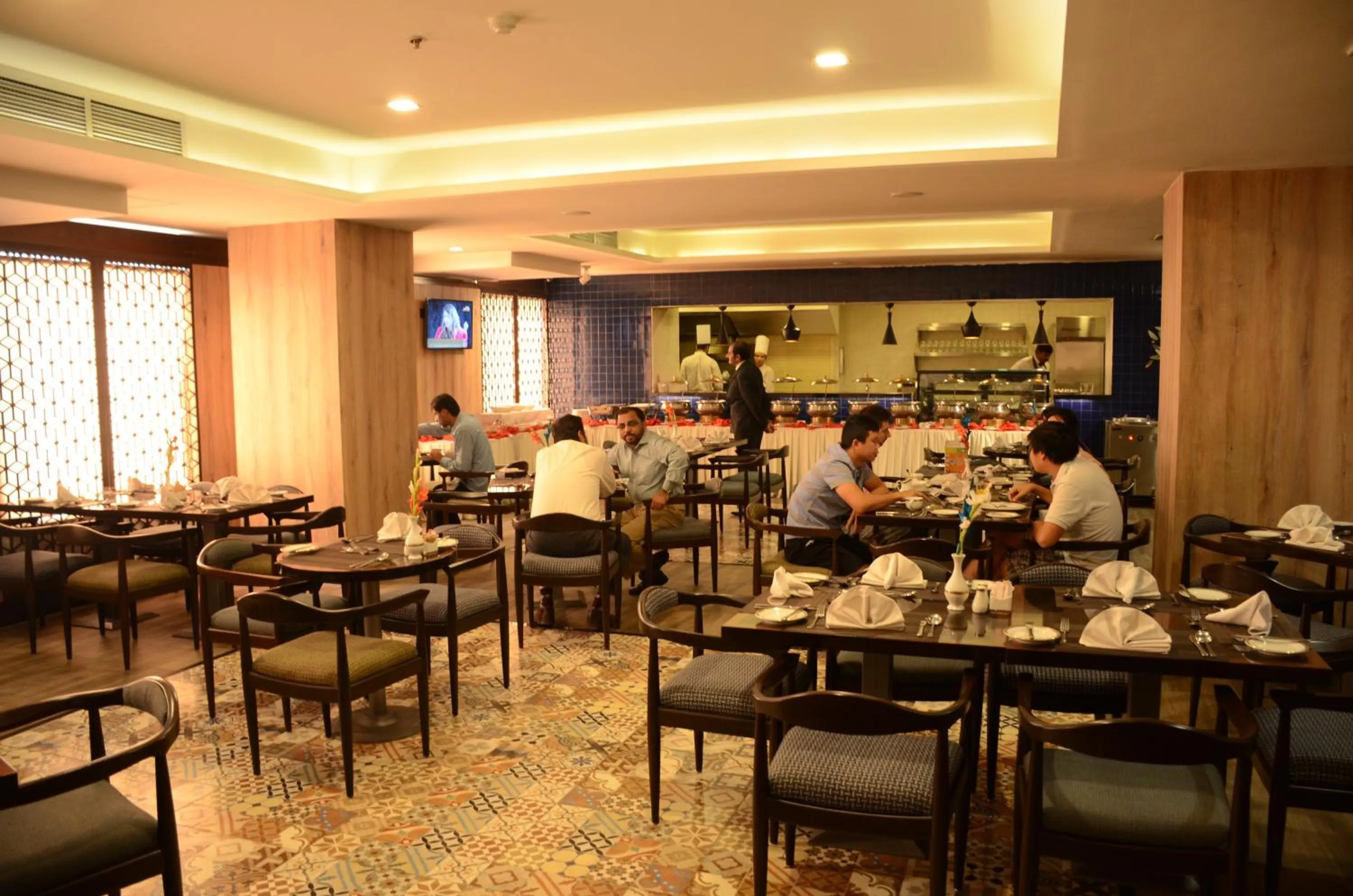 Restaurant/places to eat in HOTEL dGATES