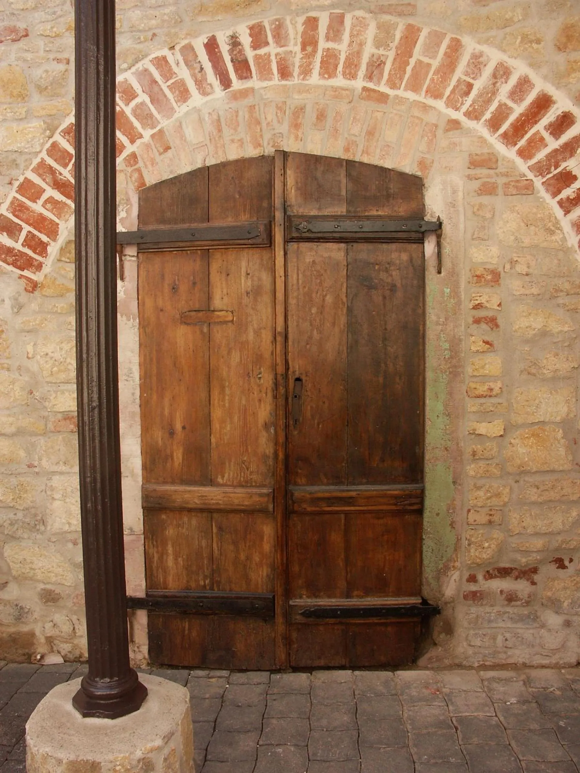Patio in Hotel Restaurant Toscana Naumburg