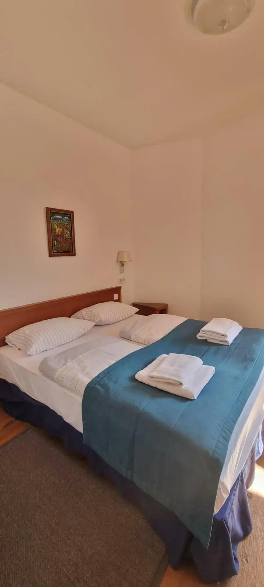 Twin Room in Hotel Restaurant Toscana Naumburg Twin Room in Hotel Restaurant Toscana Naumburg