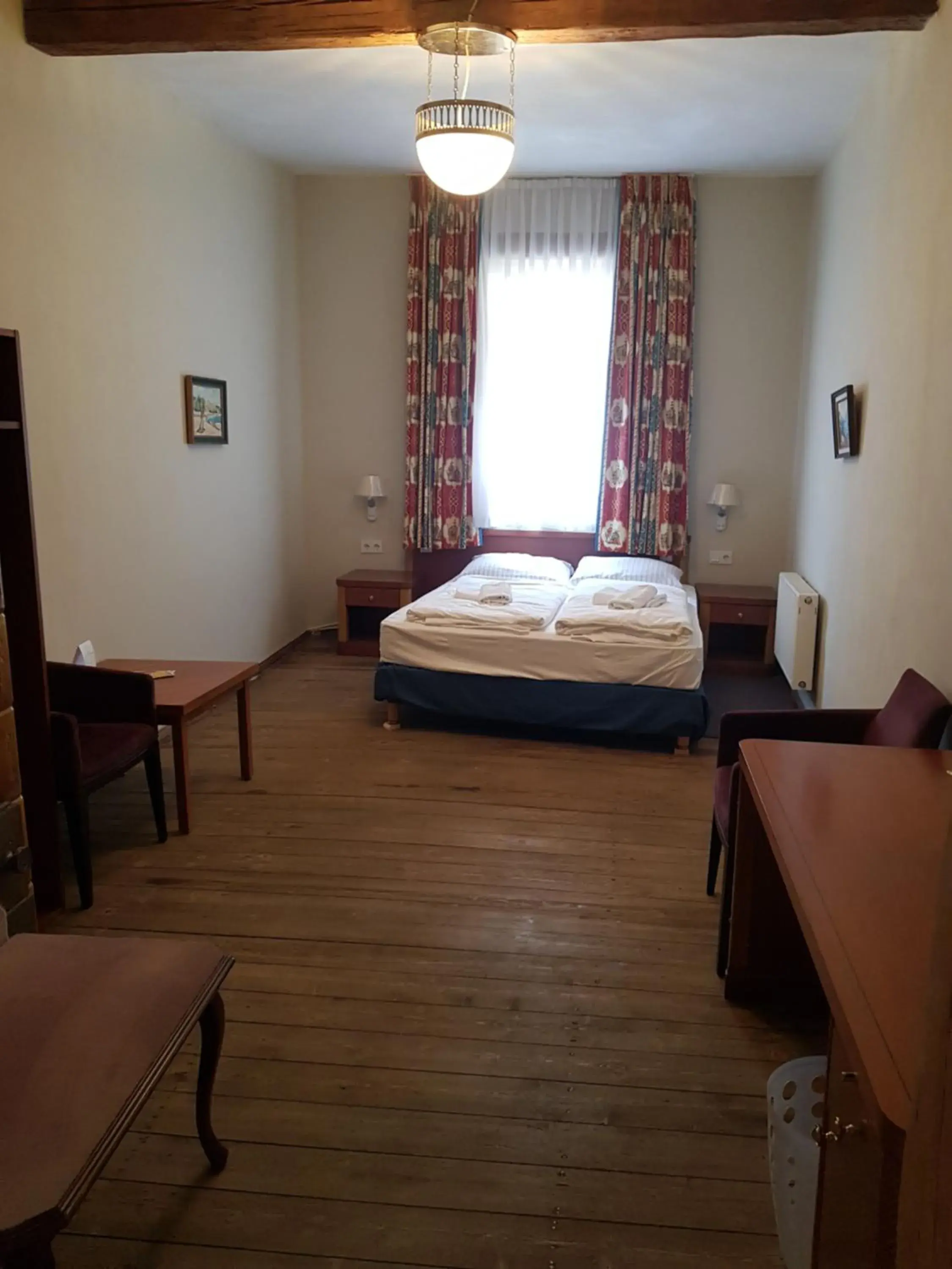 Twin Room in Hotel Restaurant Toscana Naumburg Twin Room in Hotel Restaurant Toscana Naumburg