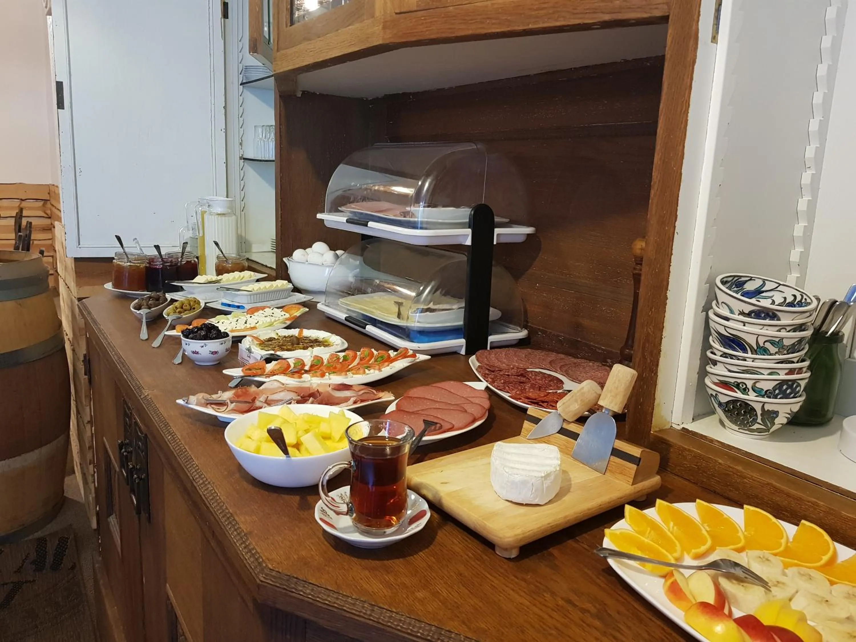 Buffet breakfast in Hotel Restaurant Toscana Naumburg