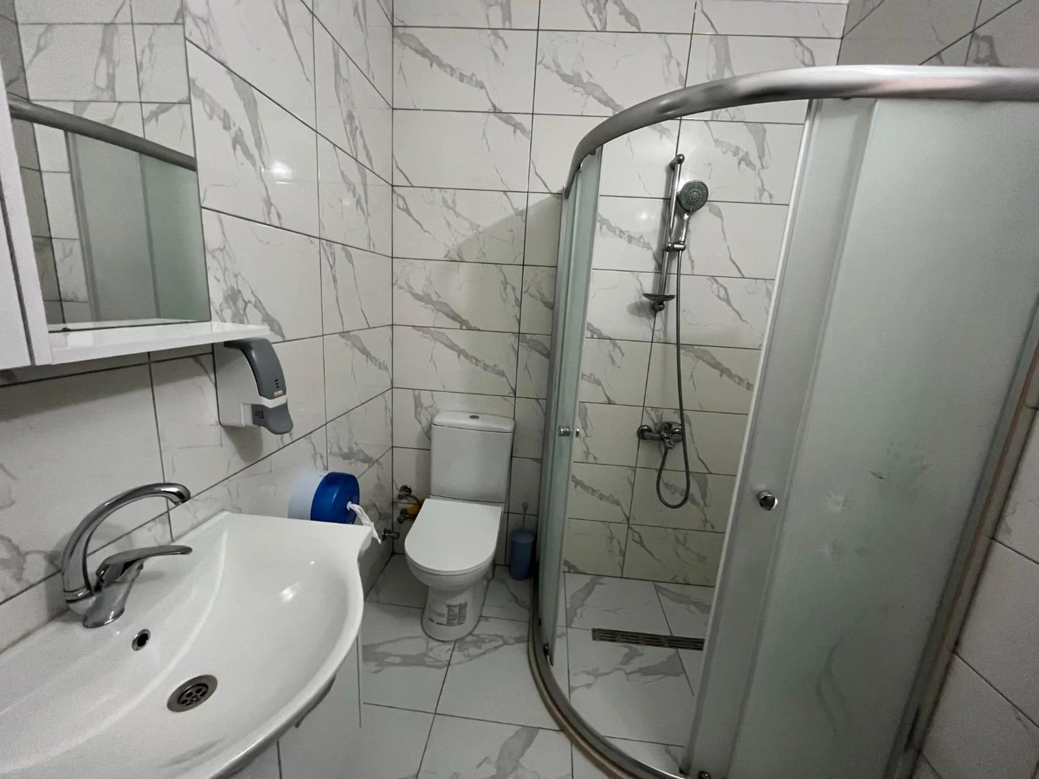 Shower in Cerrahpasa Apart Hotel