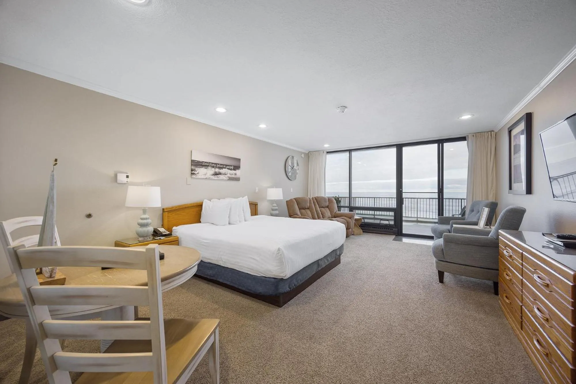 Inn at Spanish Head Resort Hotel