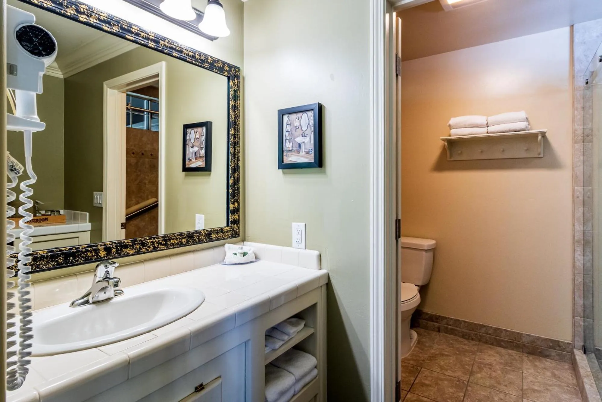 Bathroom in Cambria Pines Lodge