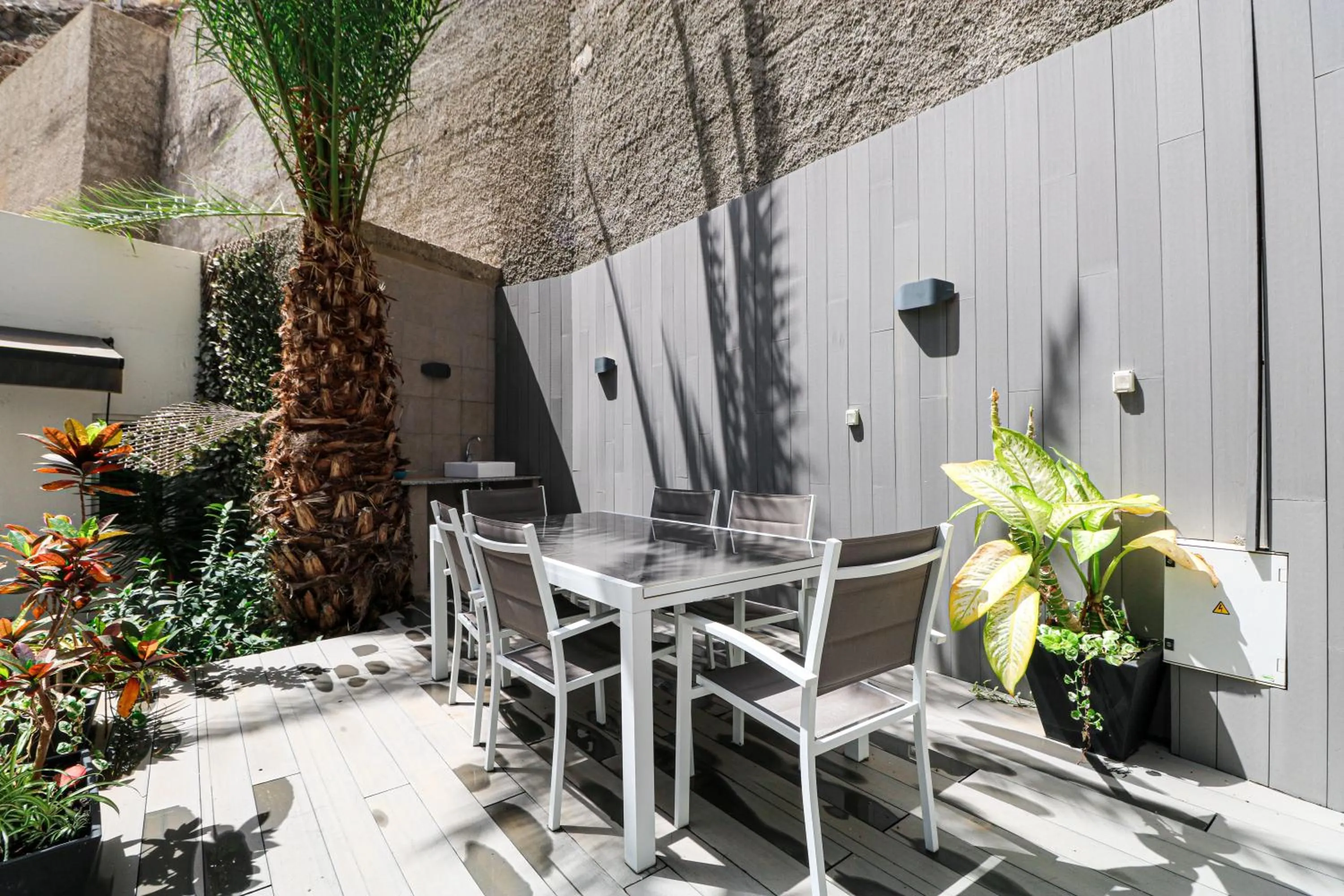 Garden in Calypso Boutique Apartments - Ceased Trading