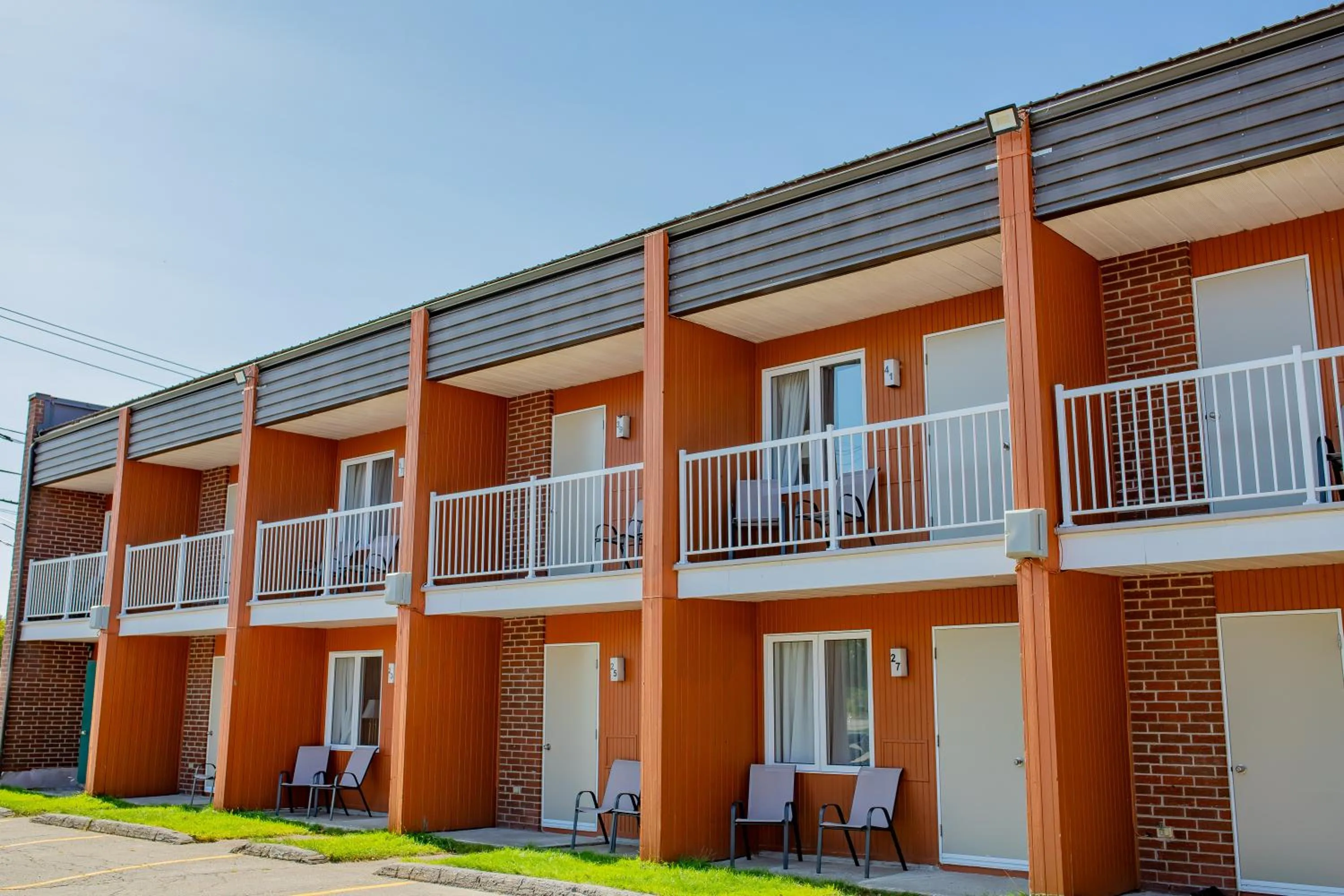 Property building in Complexe Hotelier Escoumins