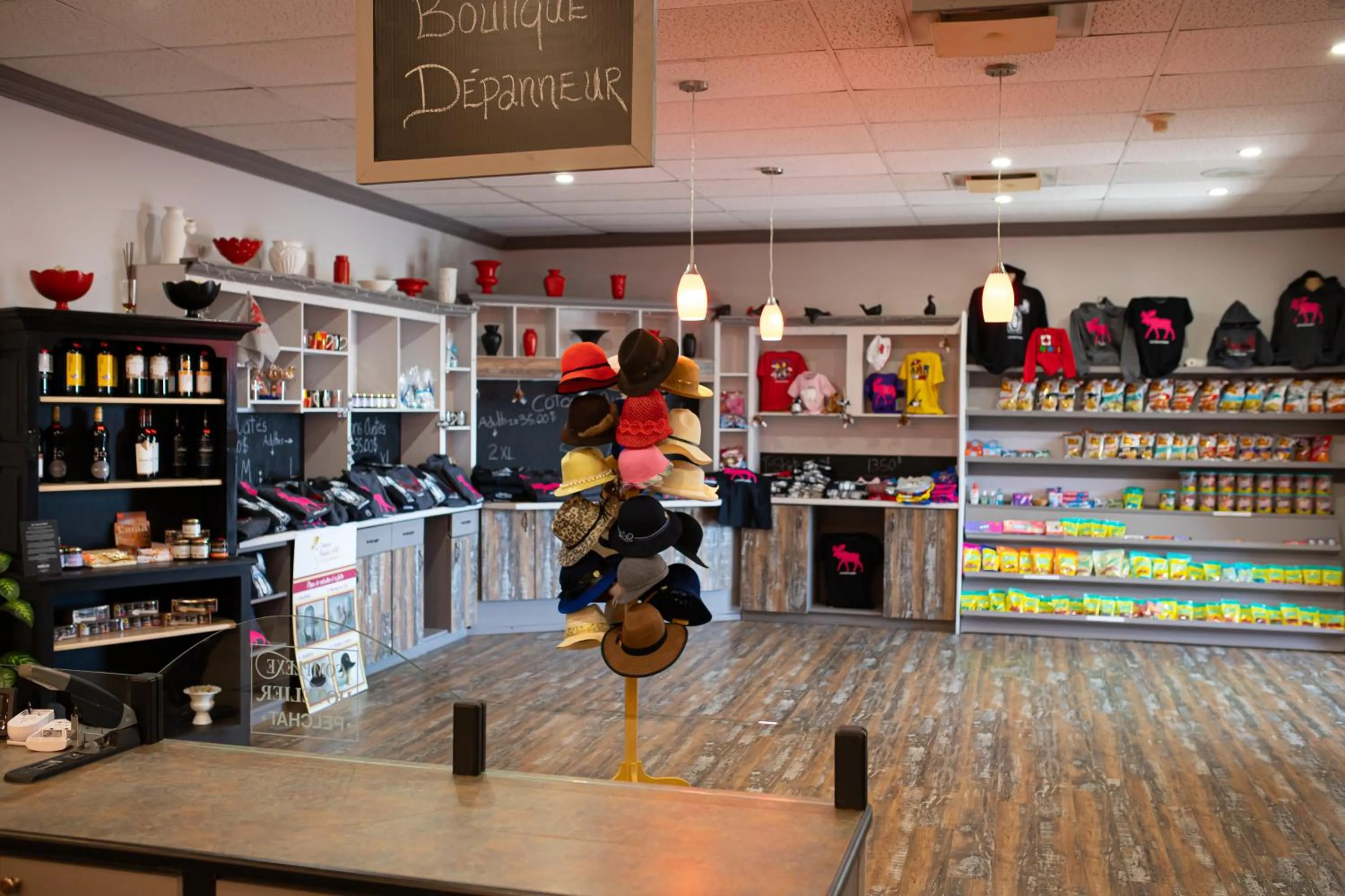 On-site shops in Complexe Hotelier Escoumins