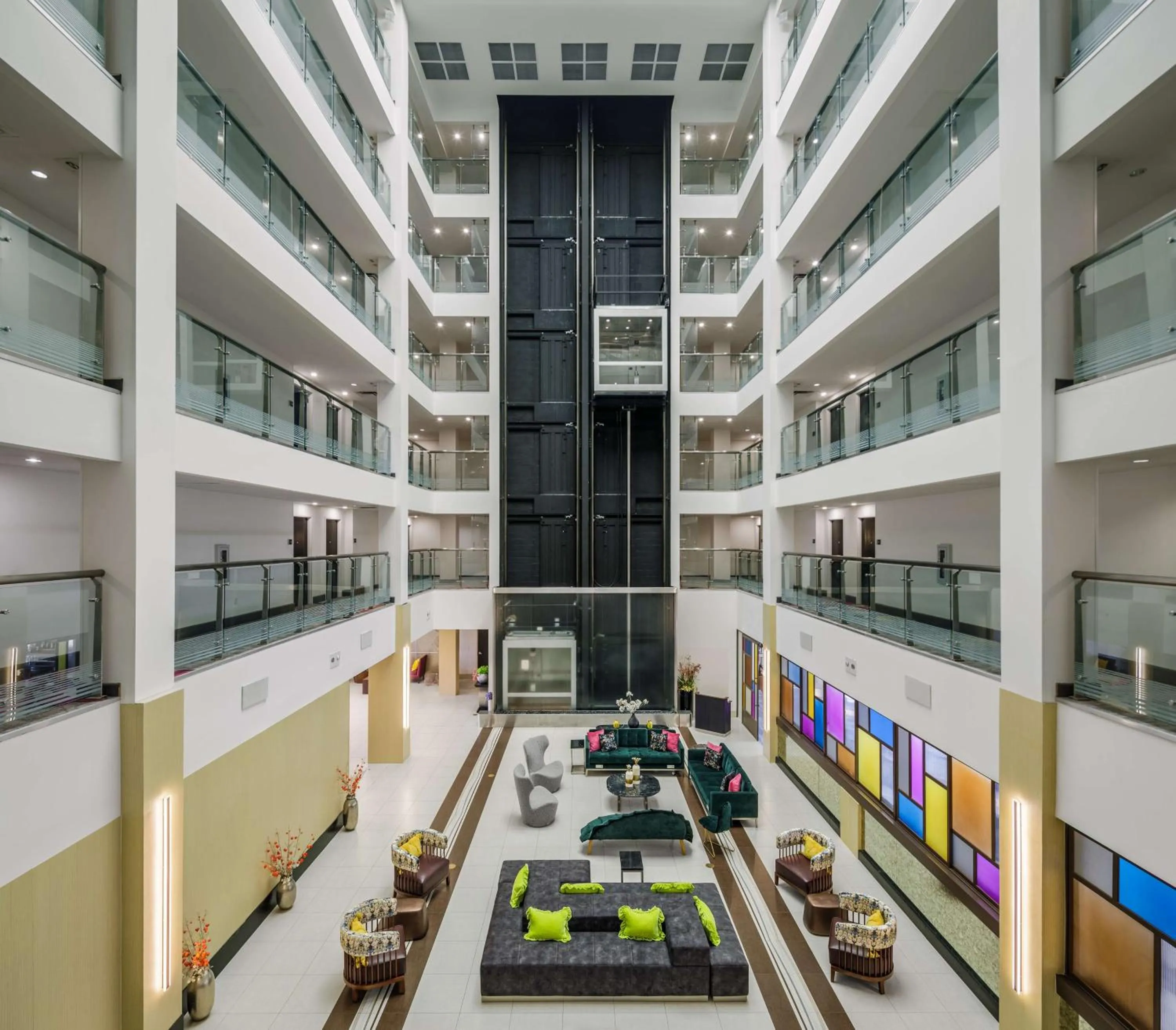Lobby or reception in DoubleTree by Hilton Sarasota Bradenton Airport