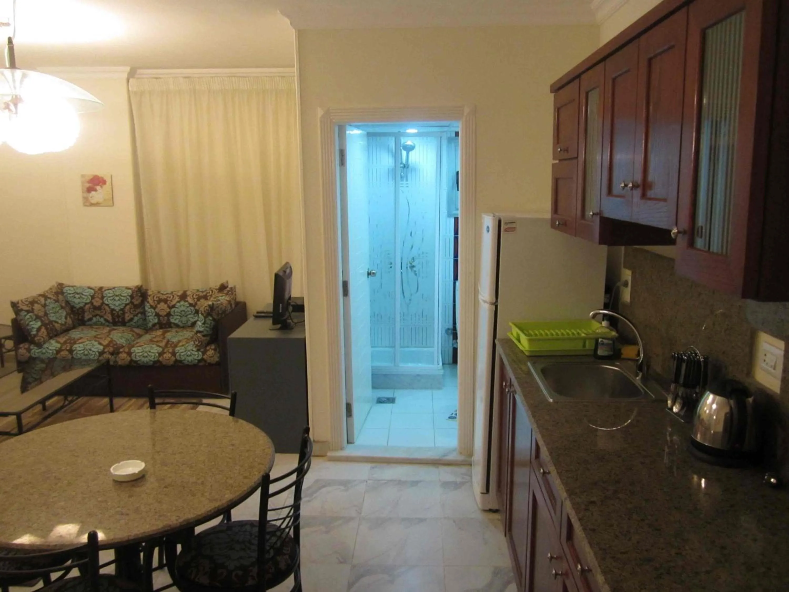 Kitchen or kitchenette in Monte Cairo Serviced Apartments
