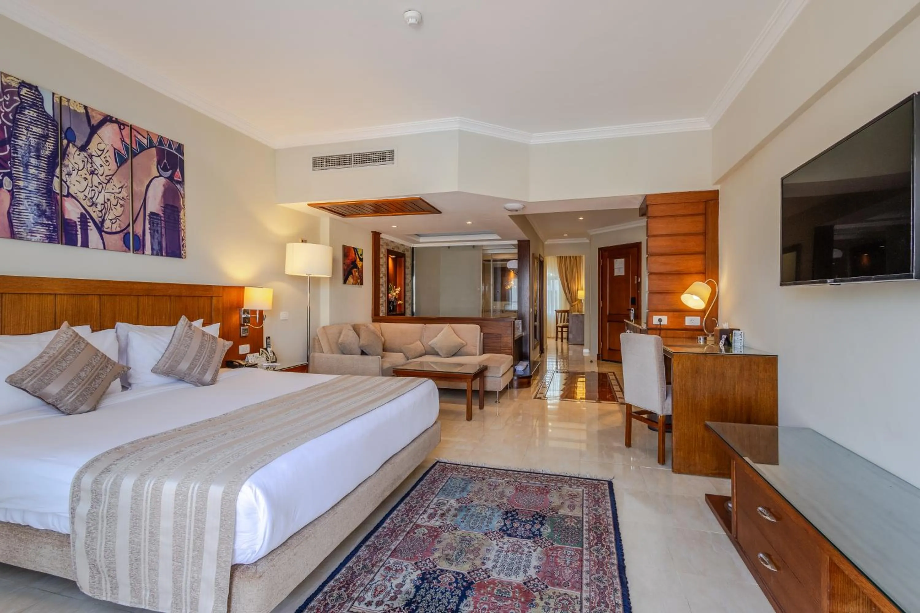 Hot Tub, Bed in Sultan Gardens Resort Sharm El Sheikh - Ultra All Inclusive