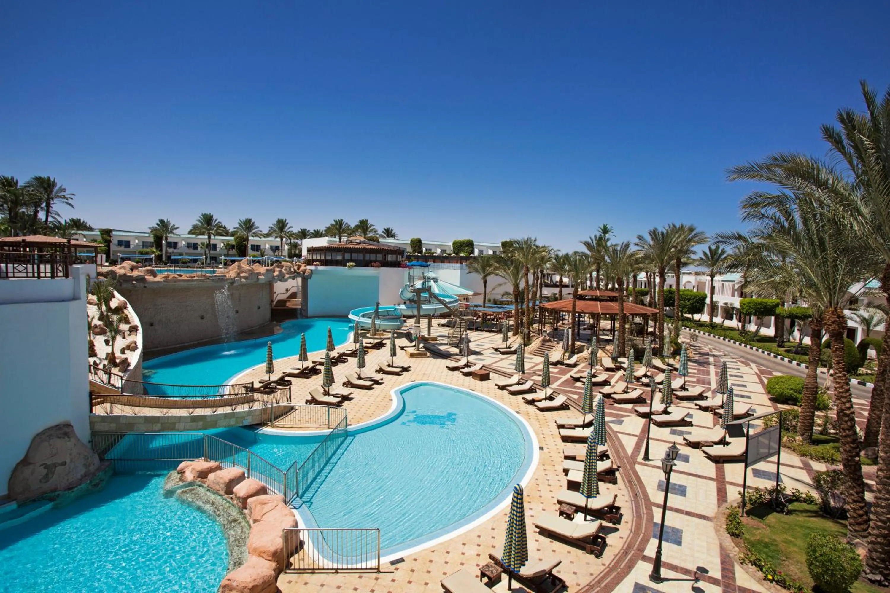 Swimming pool in Sultan Gardens Resort Sharm El Sheikh - Ultra All Inclusive