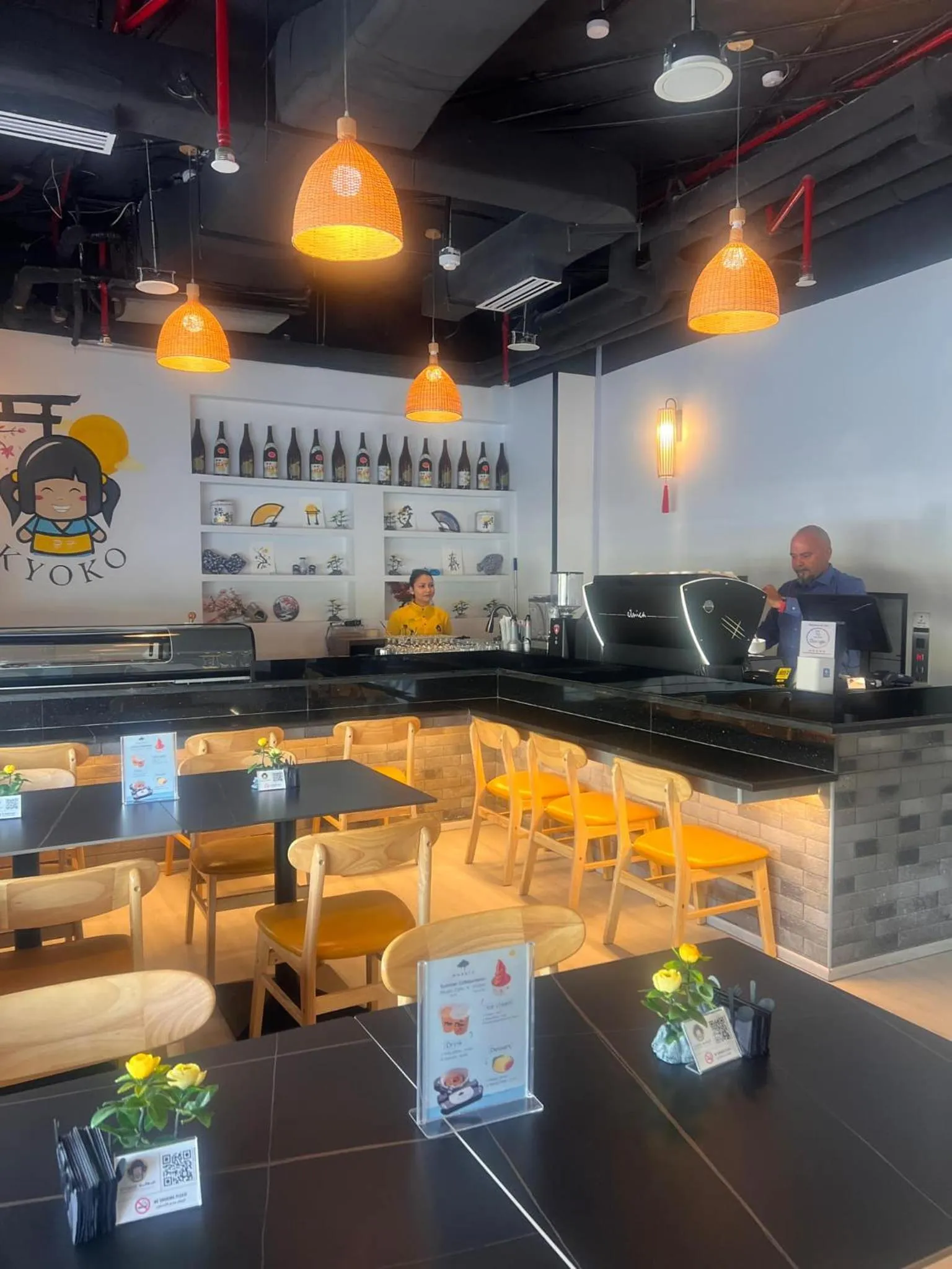 Restaurant/places to eat in AG Hotel