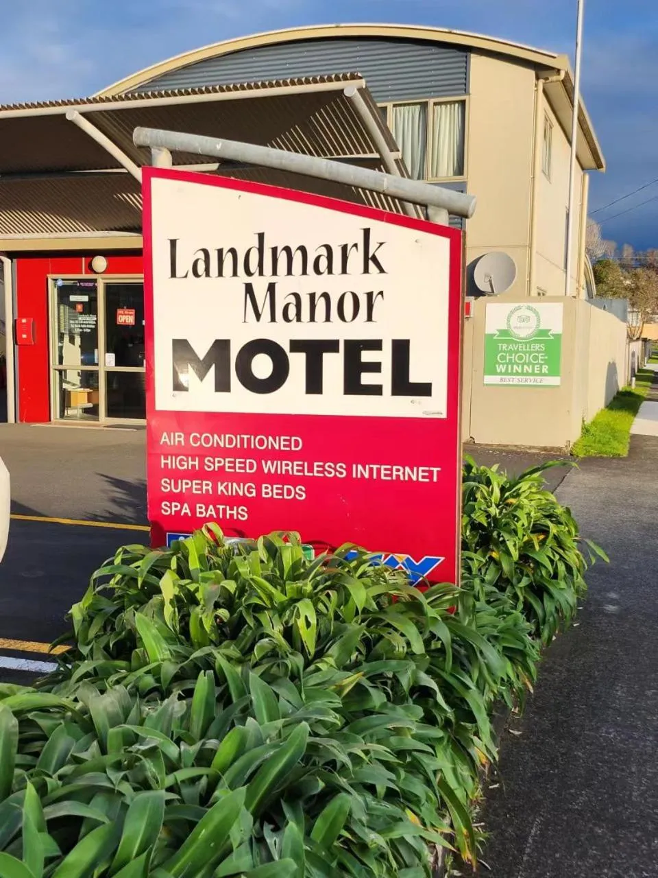 Logo/Certificate/Sign in Landmark Manor