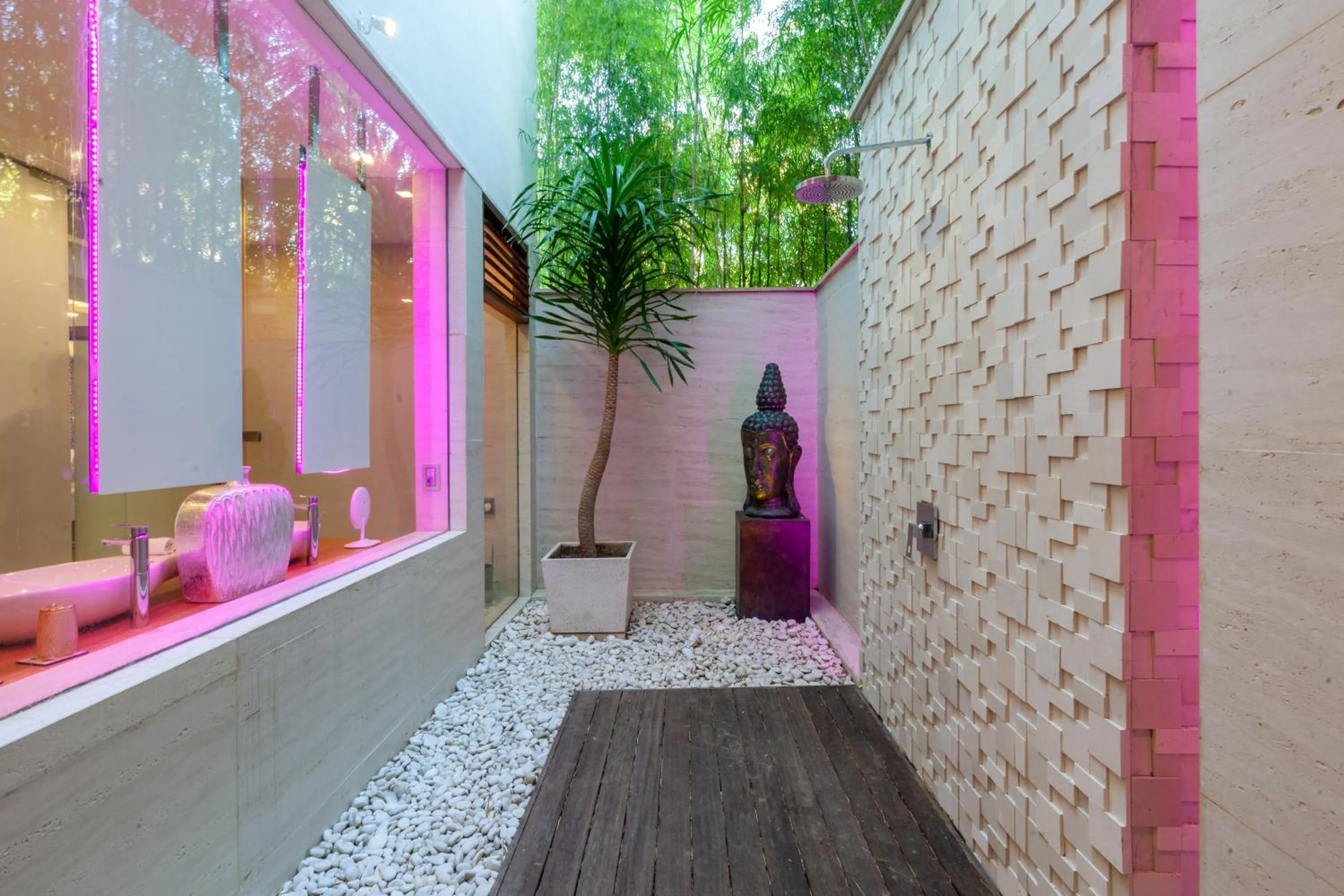 Shower in Seven Secrets by Hanging Gardens