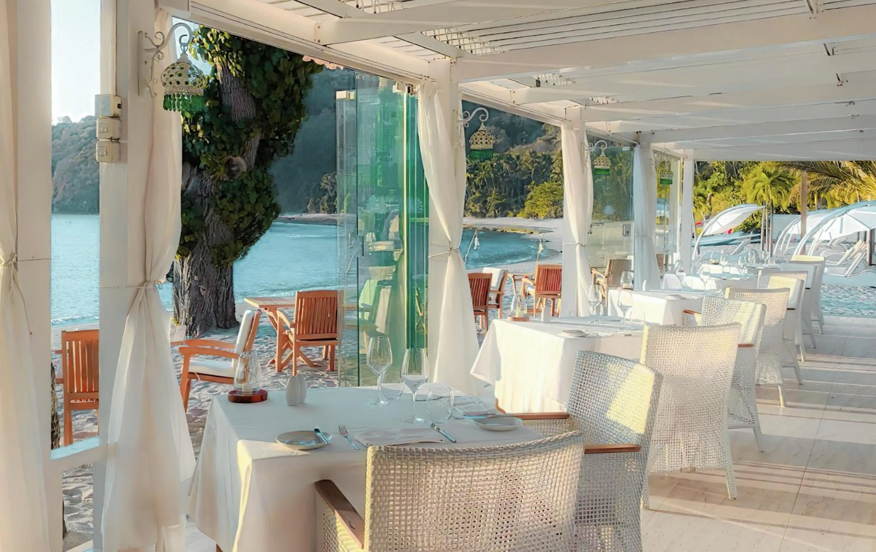 Restaurant/places to eat in Seven Secrets by Hanging Gardens