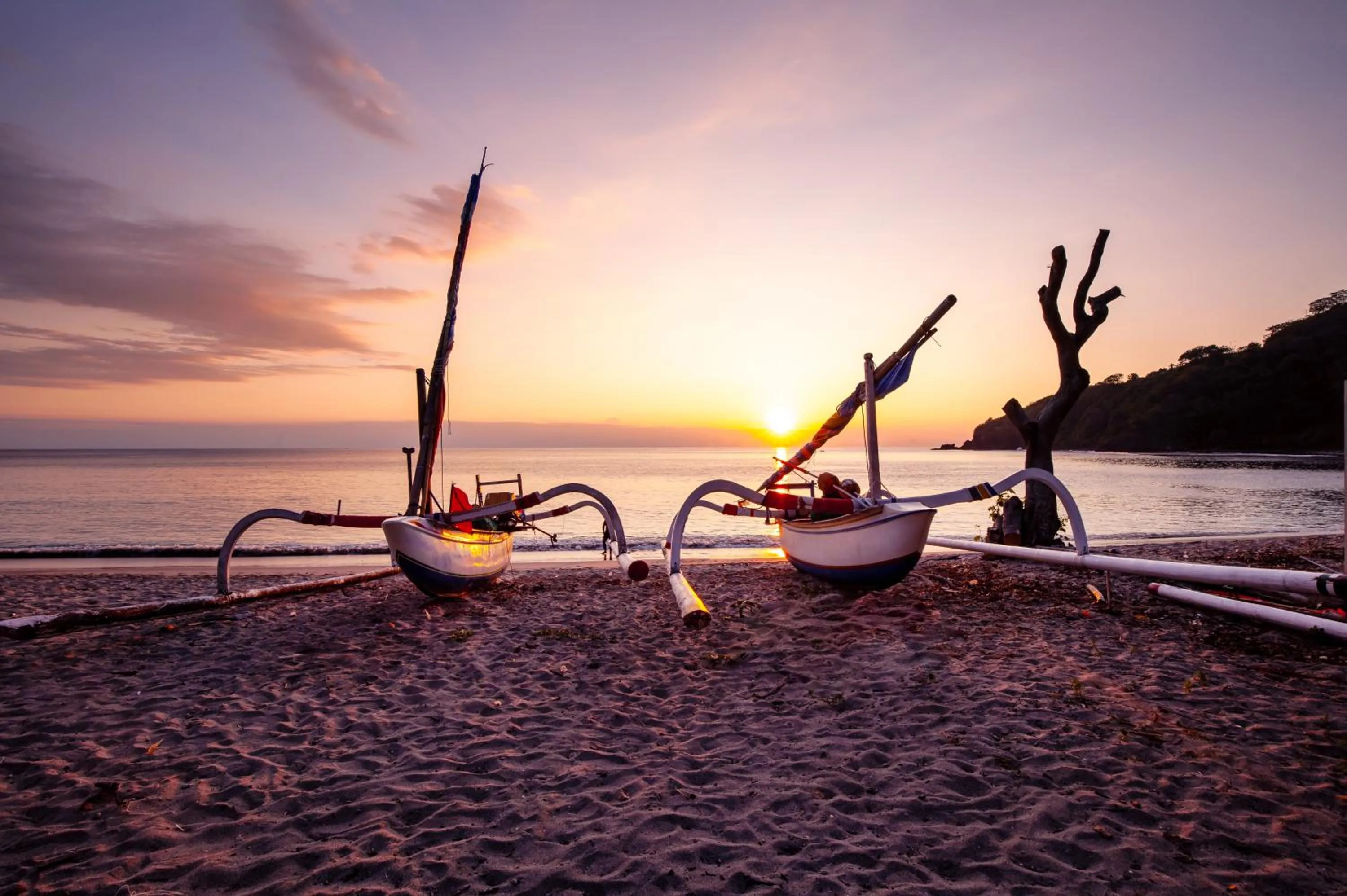 Sunset in Seven Secrets by Hanging Gardens